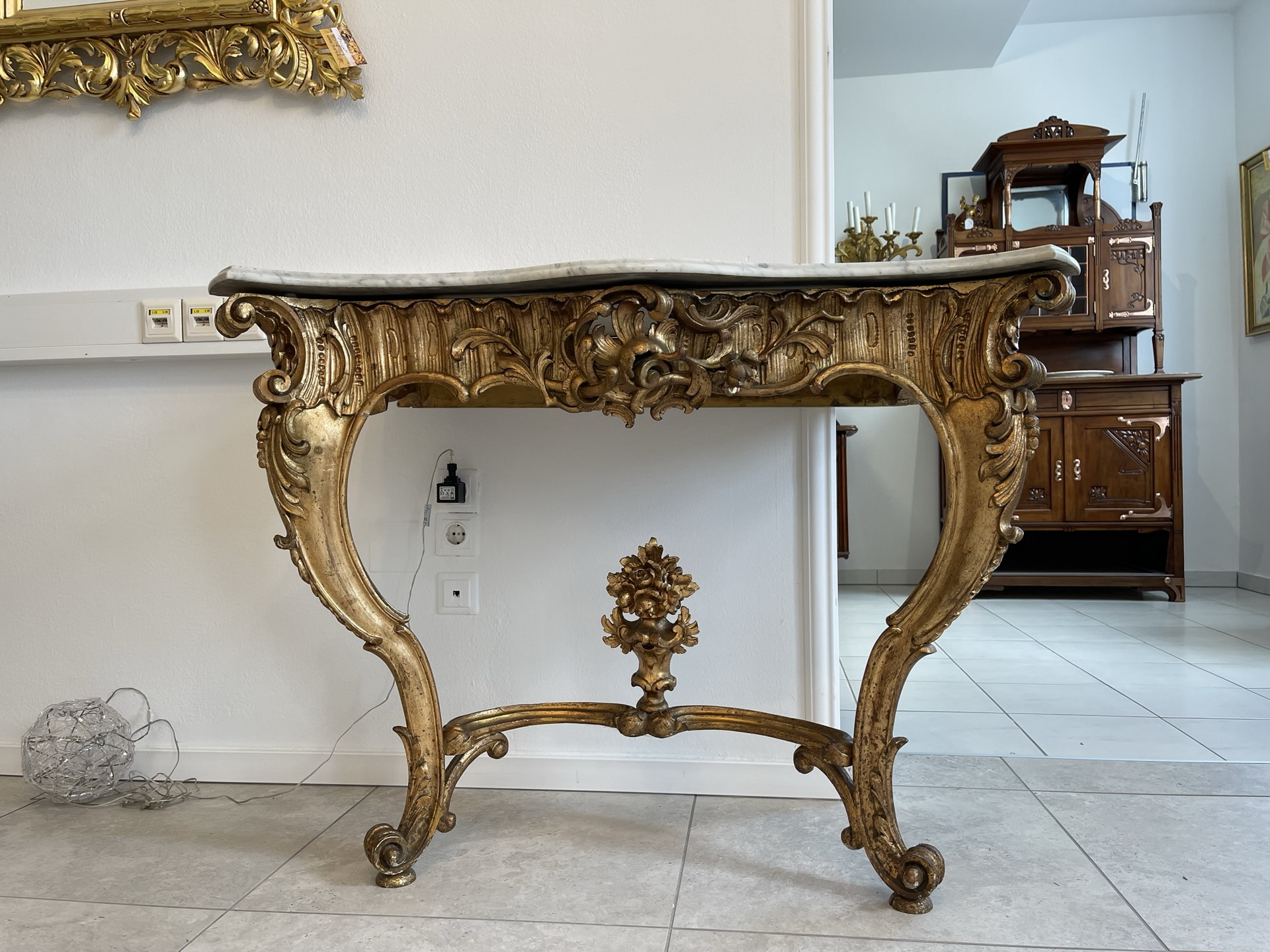 WErkbank-Hobelbank_-_098 originale vergoldete Konsole Podest Barockonsule i1444