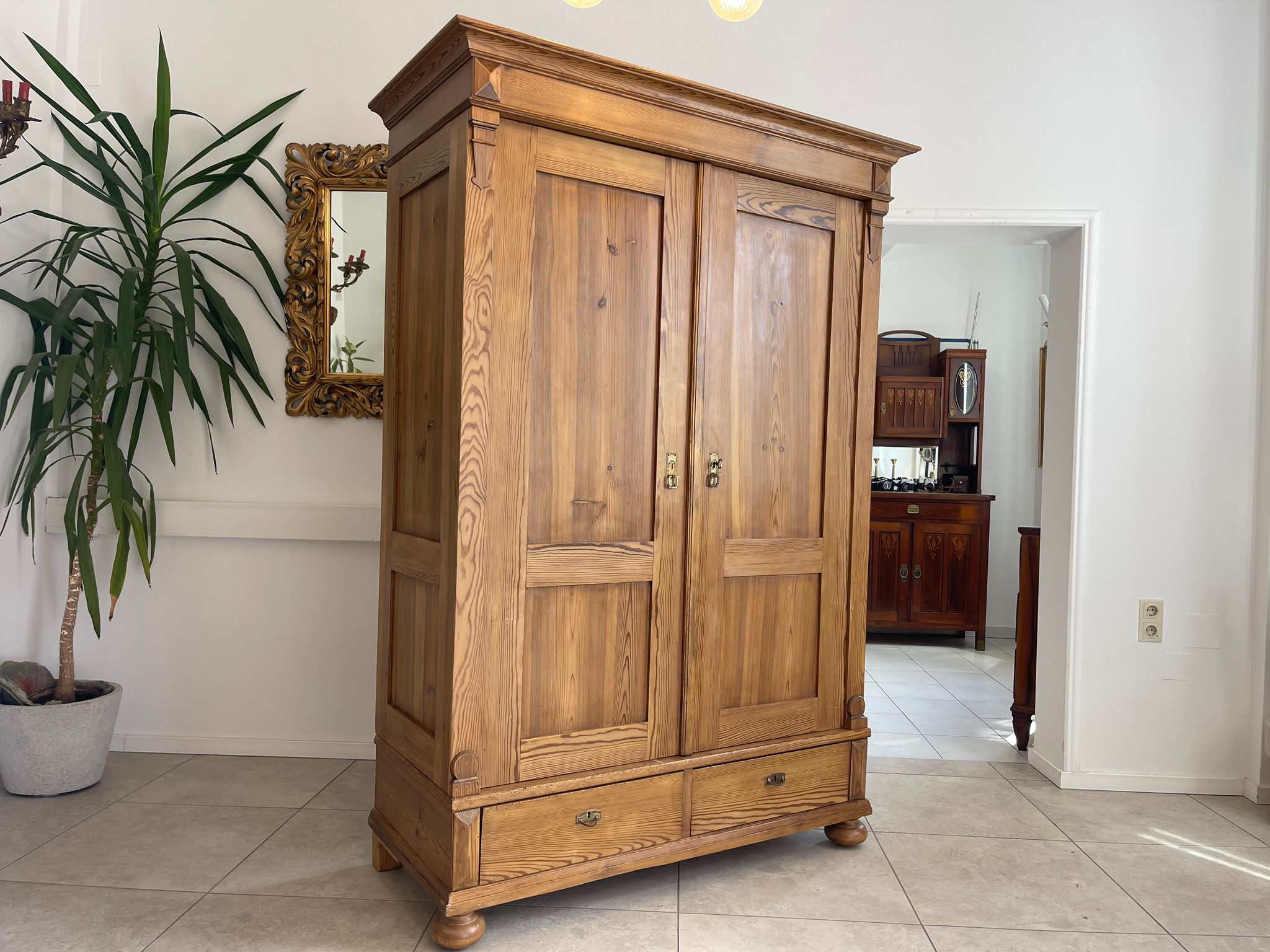 Bauernschrank Gründerzeit Hallenschrank Kasten Antiquität Kleiderschrank G1658