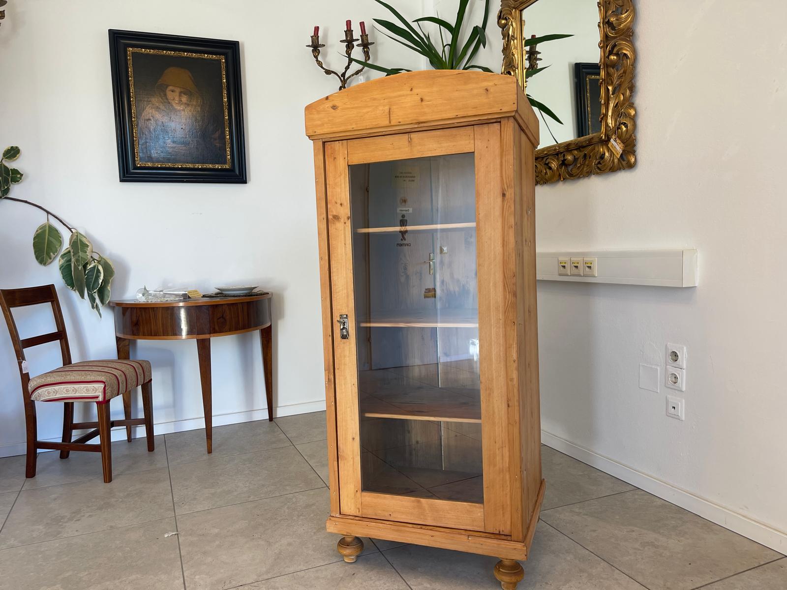Bäuerliche Vitrine Glasschrank Bauernschrank G1099