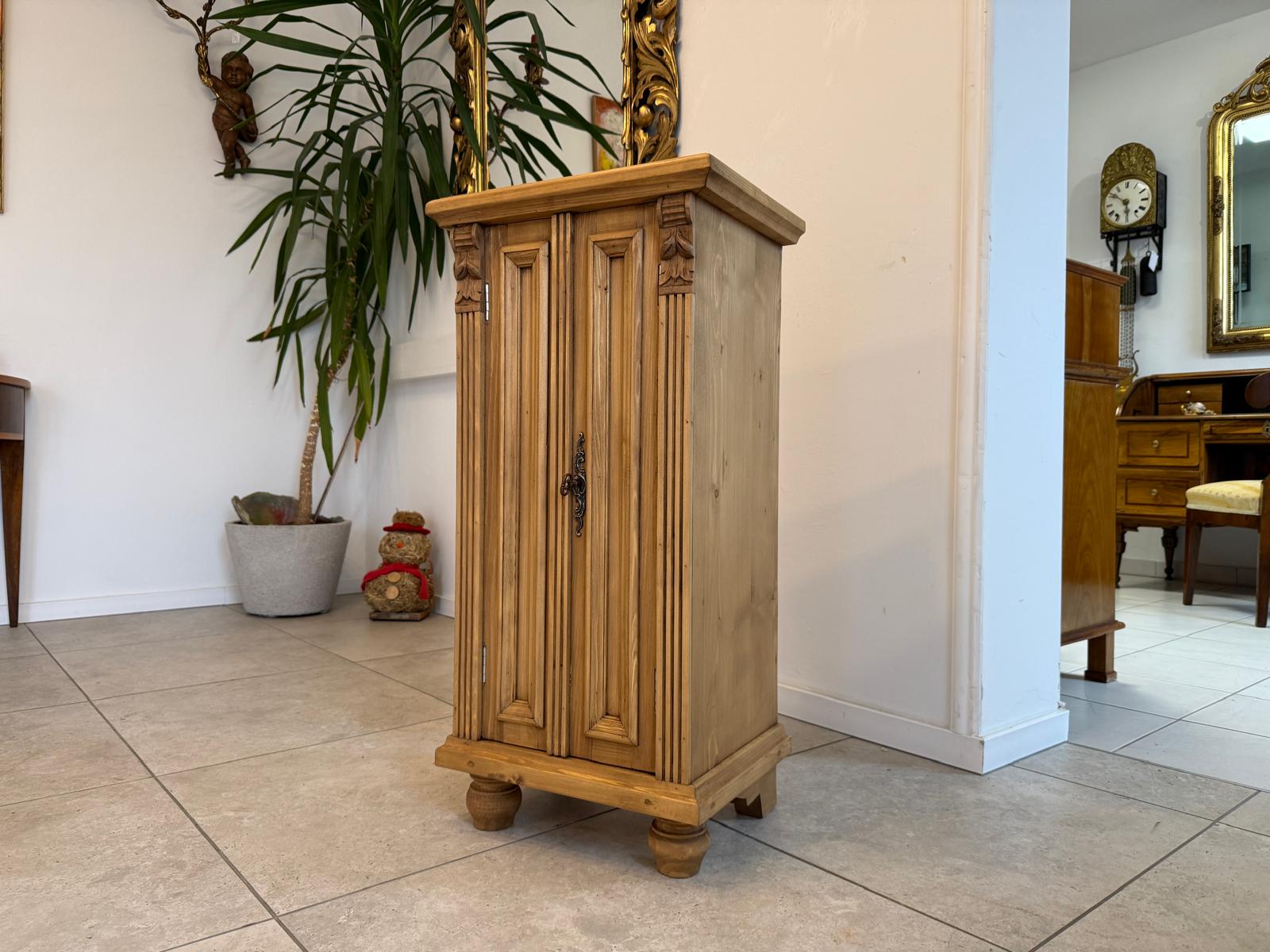 Bäuerliche Anrichte Kommode Laden Kasterl Antik Weichholz G2396