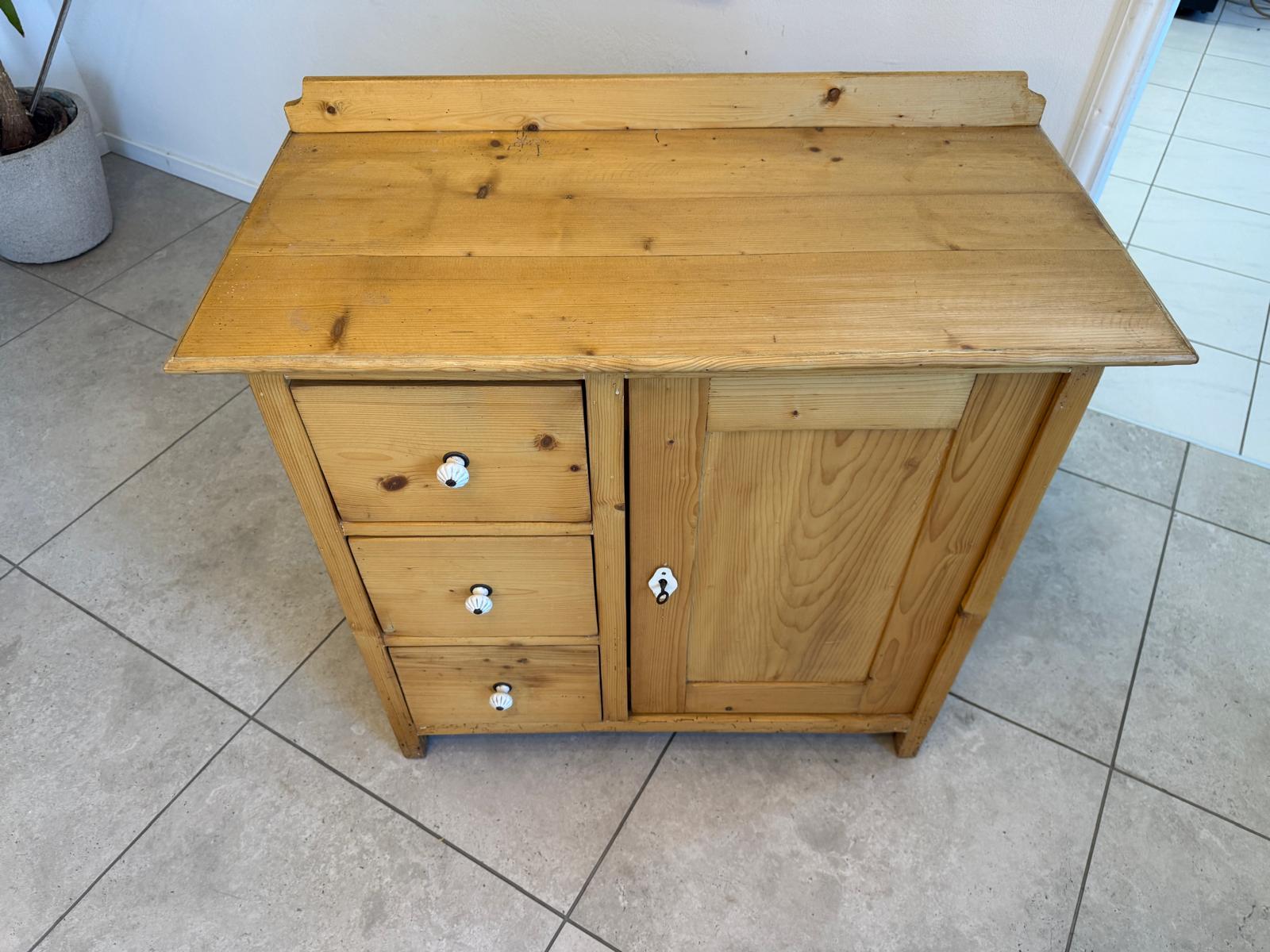 Alter Brotschrank Biedermeier Almerschrank Vorratsschrank Bauernkasten D2421
