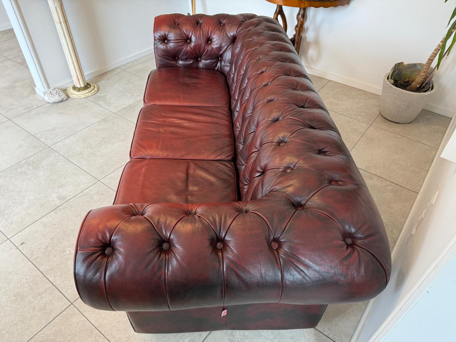 Chesterfield 3er Clubsofa Diwan Couch Oxblood Kultmöbel G1724