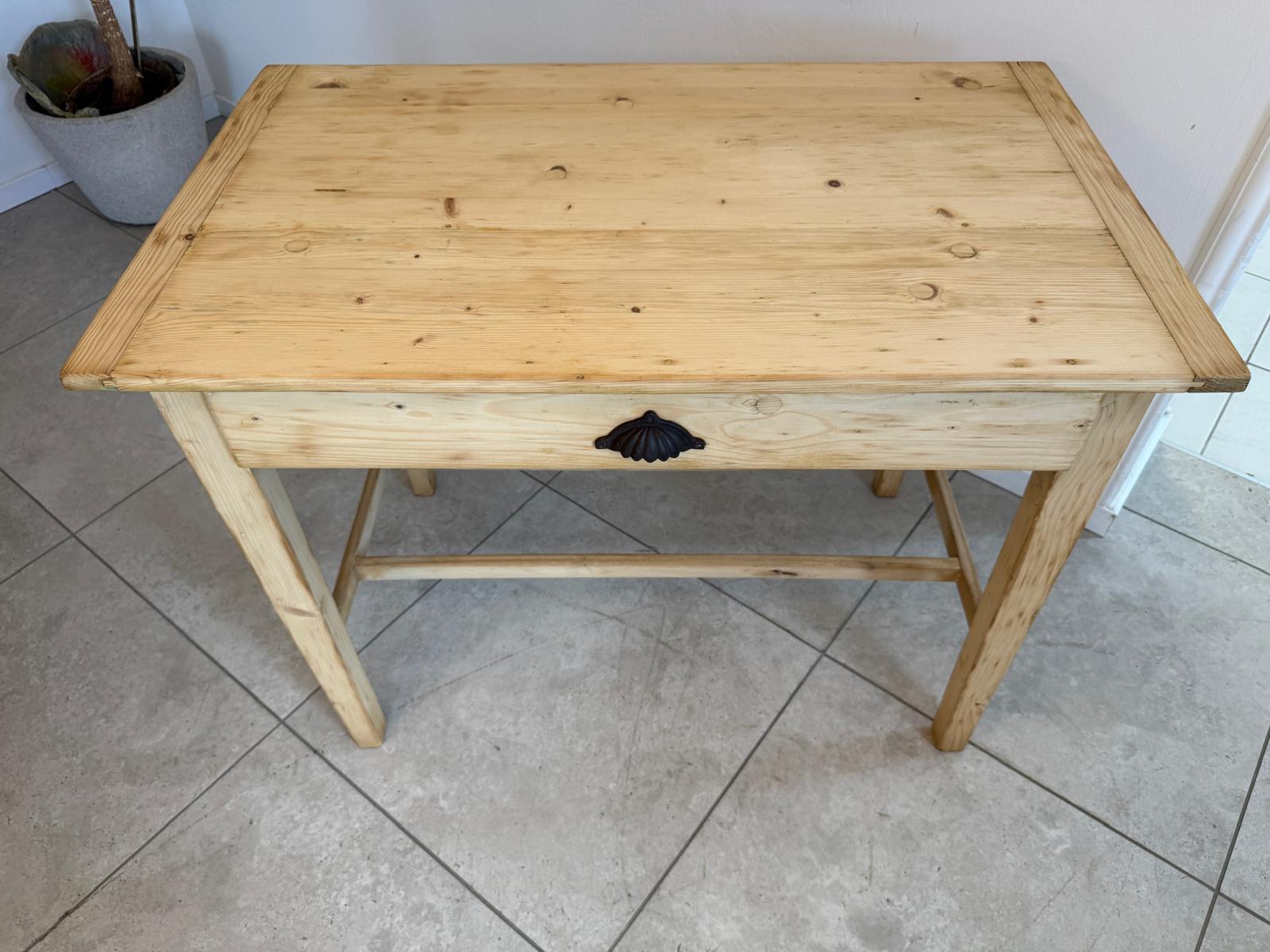 Bäuerliches Jugendstil Tischerl Beistelltisch Bauerntisch G2028