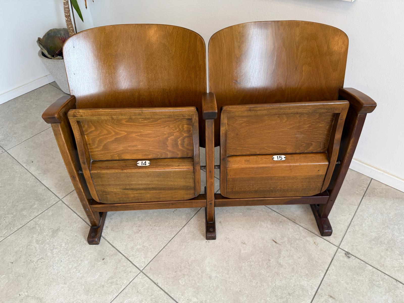 Original Wiener Kinosessel 2er Sitz Klappstuhl Stuhl Nostalgie G1723