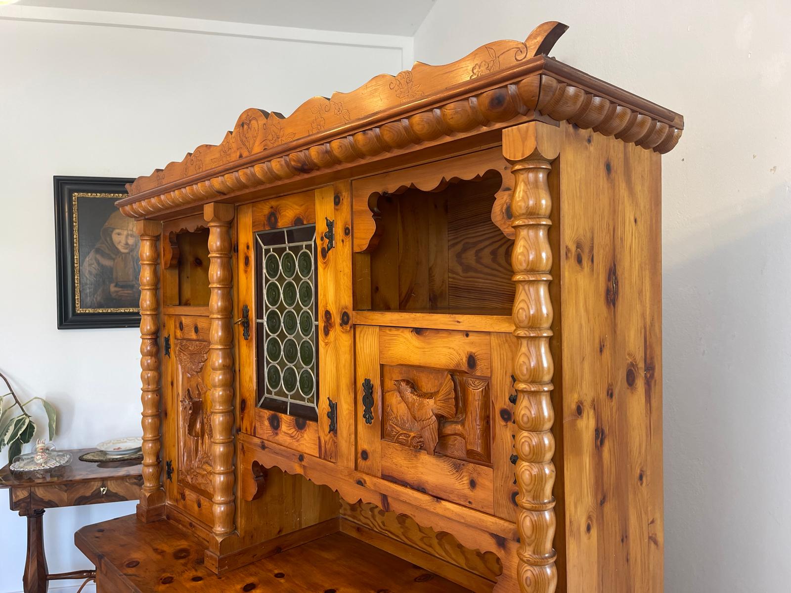 Zirbenholz Kredenz Küchenschrank Bauernkredenz Hirsch Auerhahn G1534