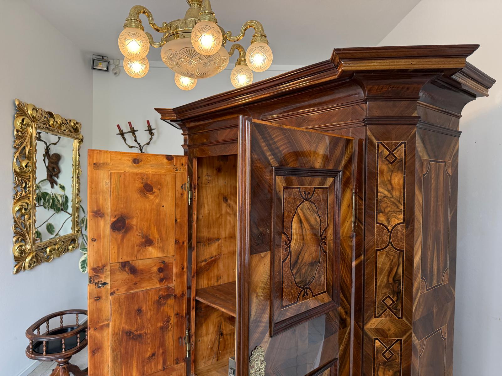 Barocker Hallenschrank Barockschrank Maria Theresienschrank Antiquitäte D2682