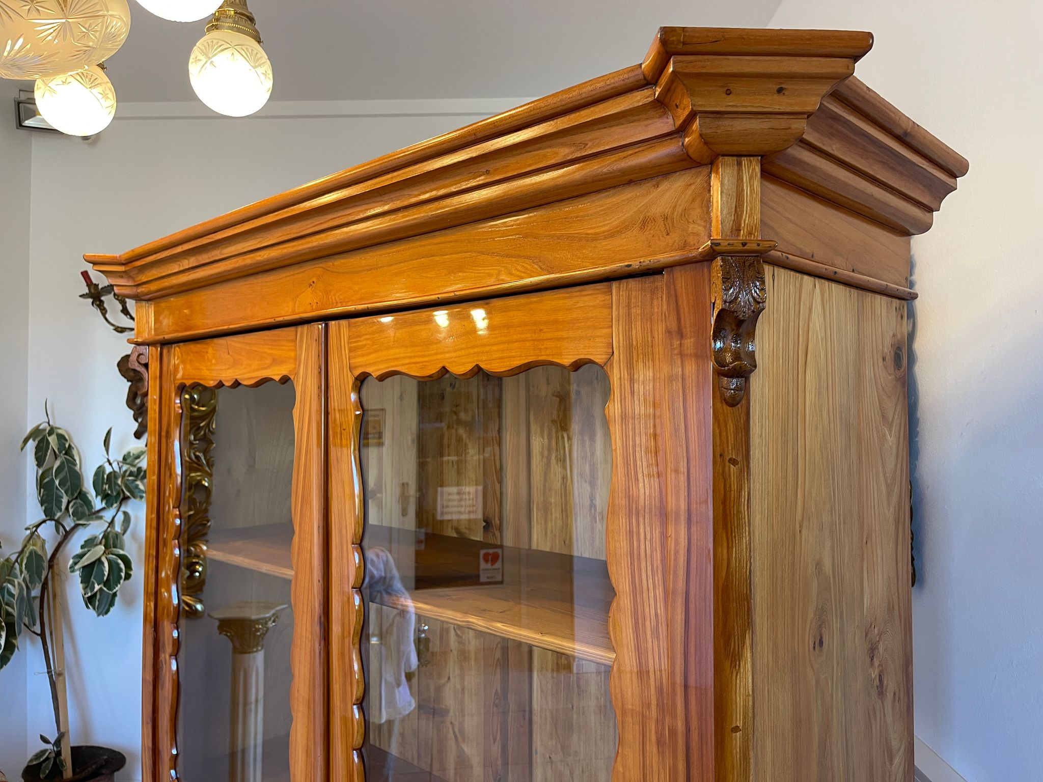 7dd54b60-20ad-4829-9227-3f9876ba22d8 Biedermeier Bücherschrank Antique Kirschholz Glasvitrine Restauriert A5108