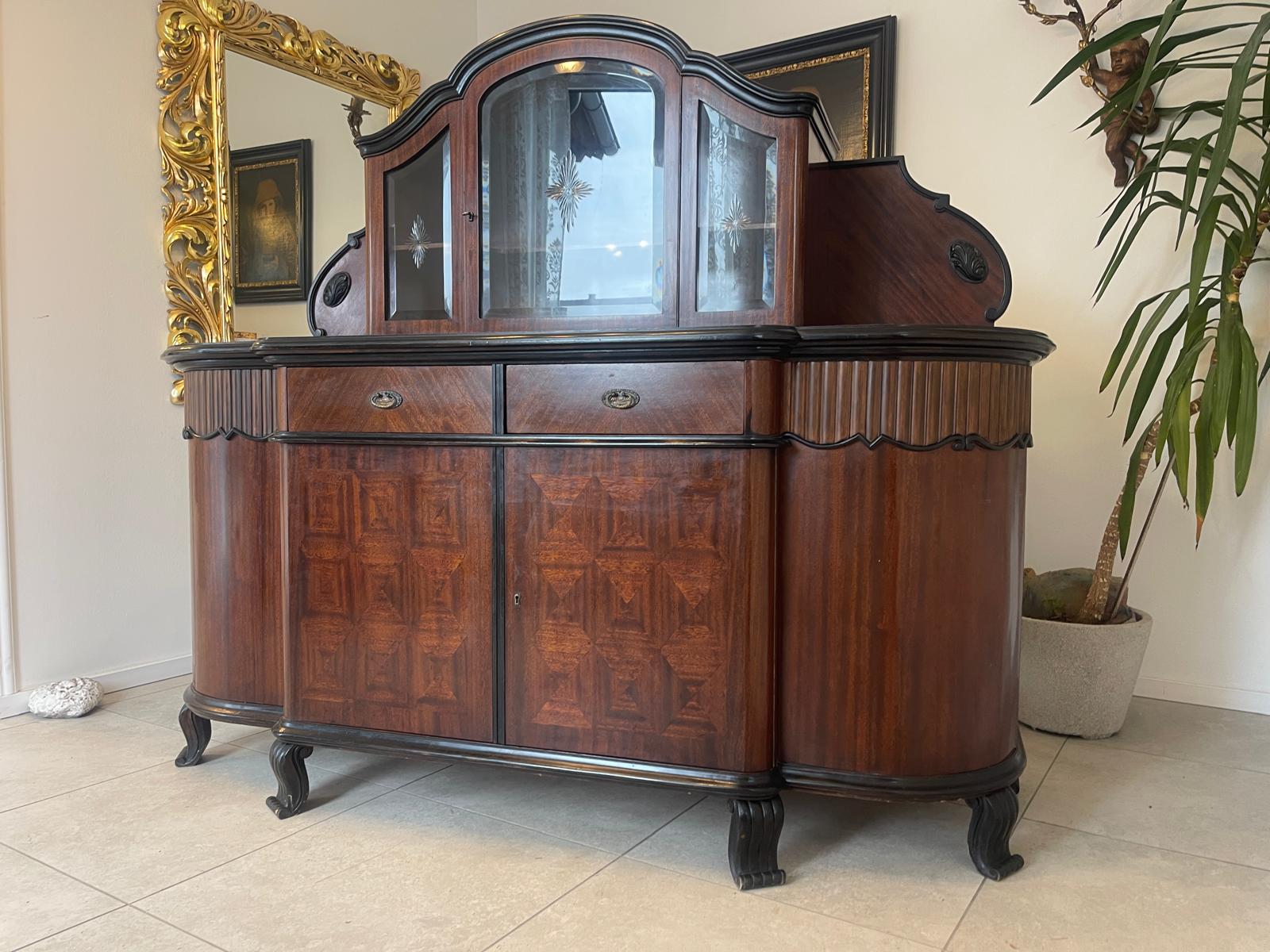 Historismus Glas Vitrine Anrichte Barschrank Sideboard mit Schnitzarbeiten G1142