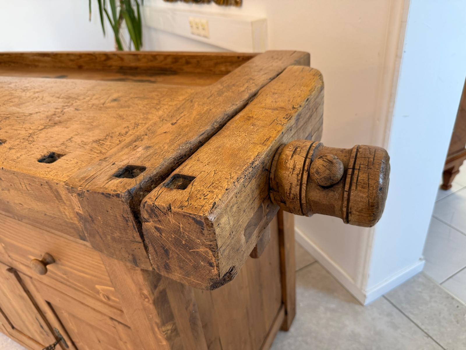 Urige Hobelbank Werkbank Pult Tresen Ladenschrank G2179-1