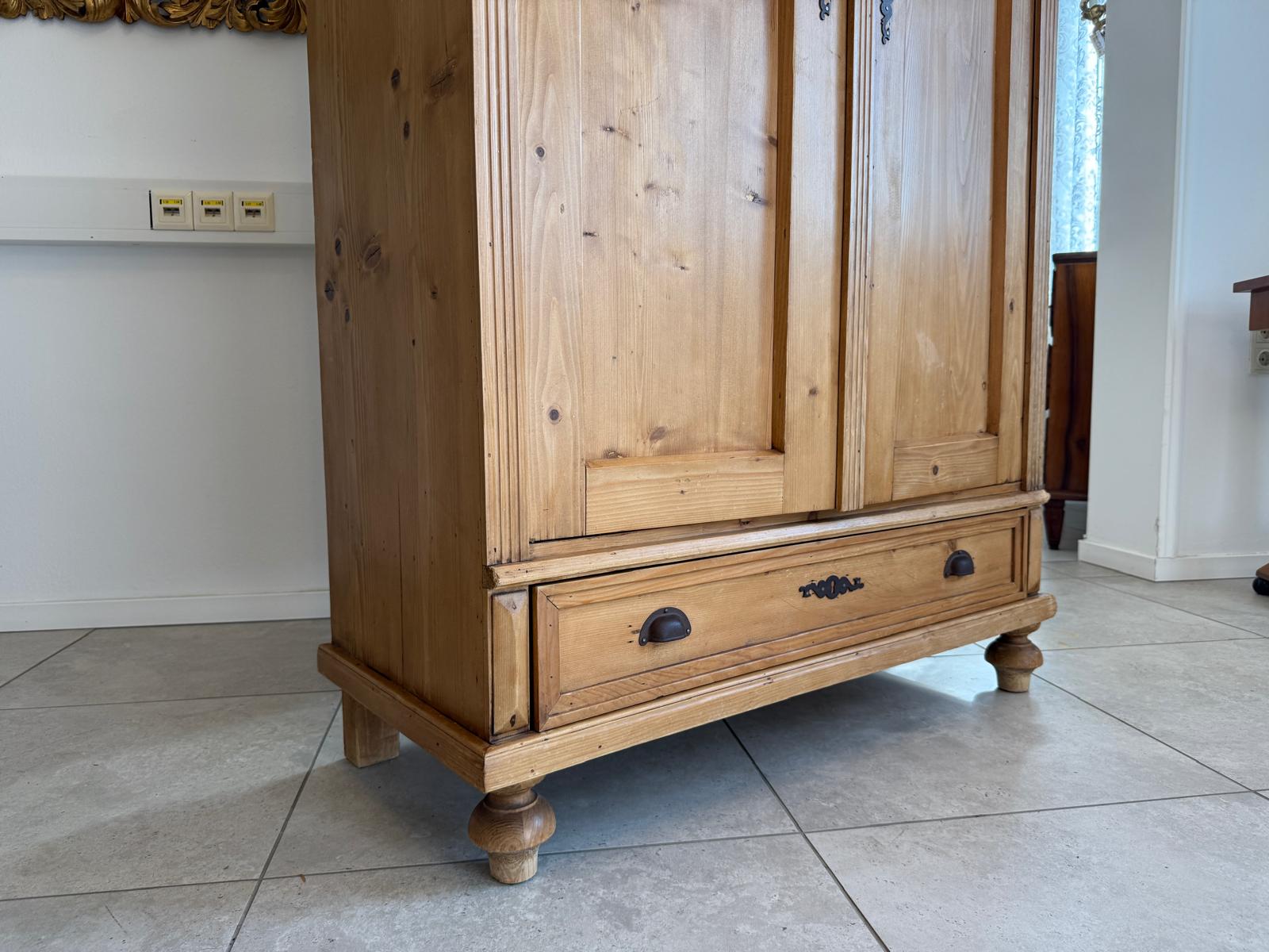 Original Gründerzeit  Bauernschrank Bauernkasten Kasten G1960