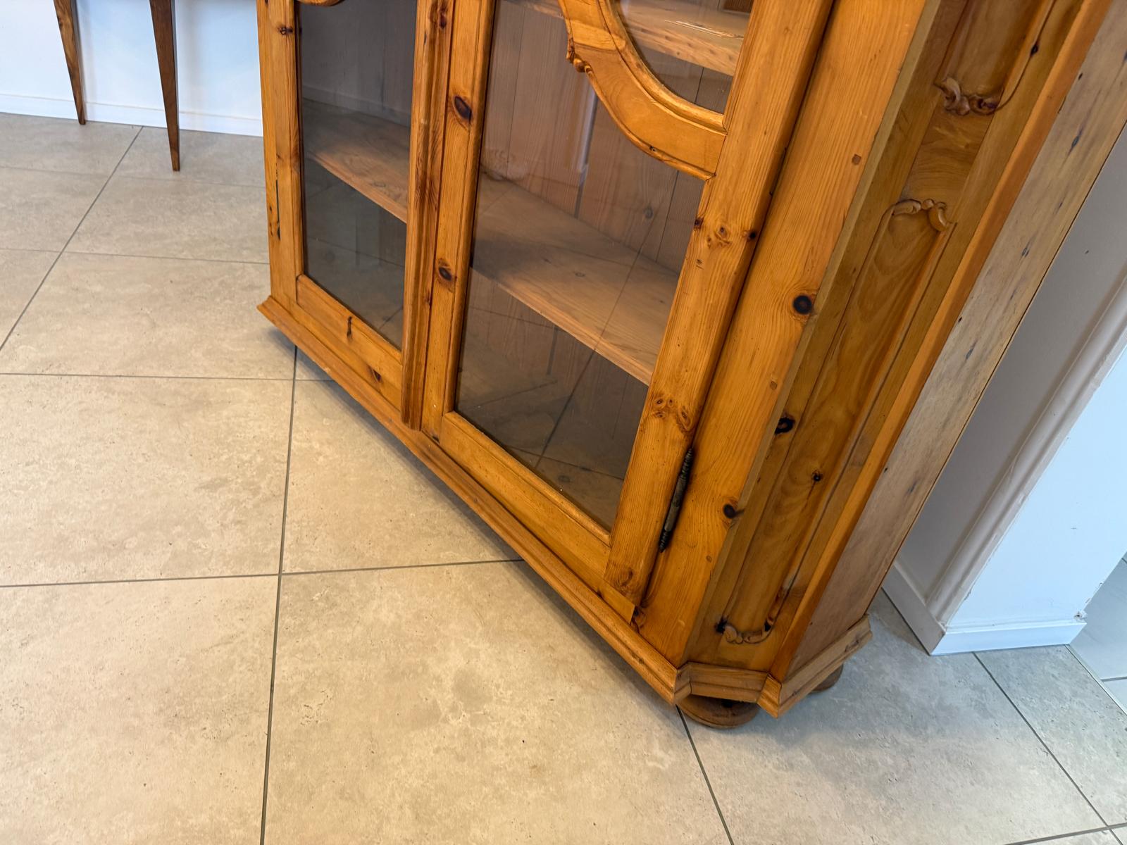 Zirbenholz Schrank Kasten Vitrine Glasschrank Bauerschrank D1104