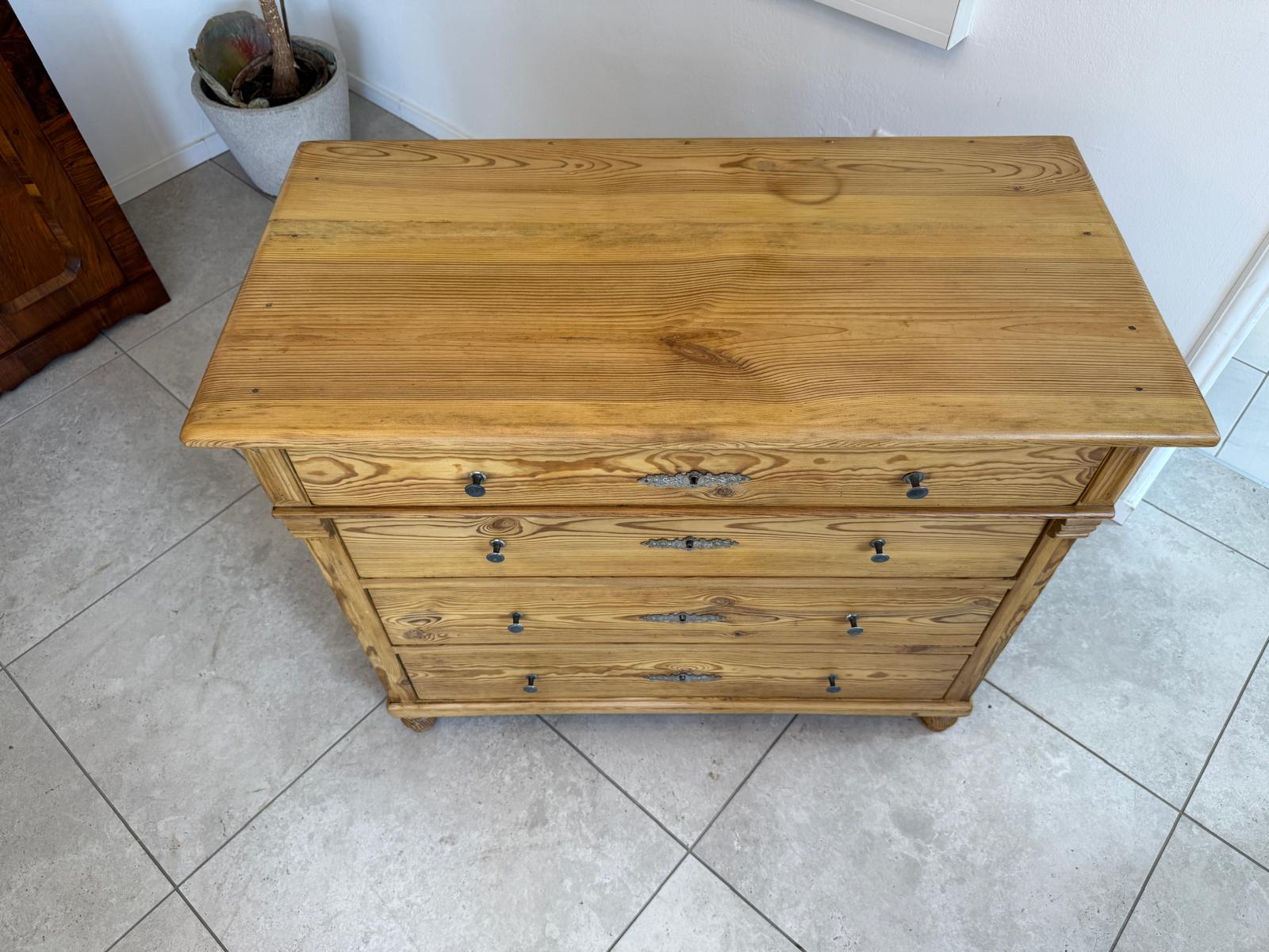 Restaurierte Gründerzeit Kommode 4 Laden Naturholz Weichholz  Bauernmöbel G1844