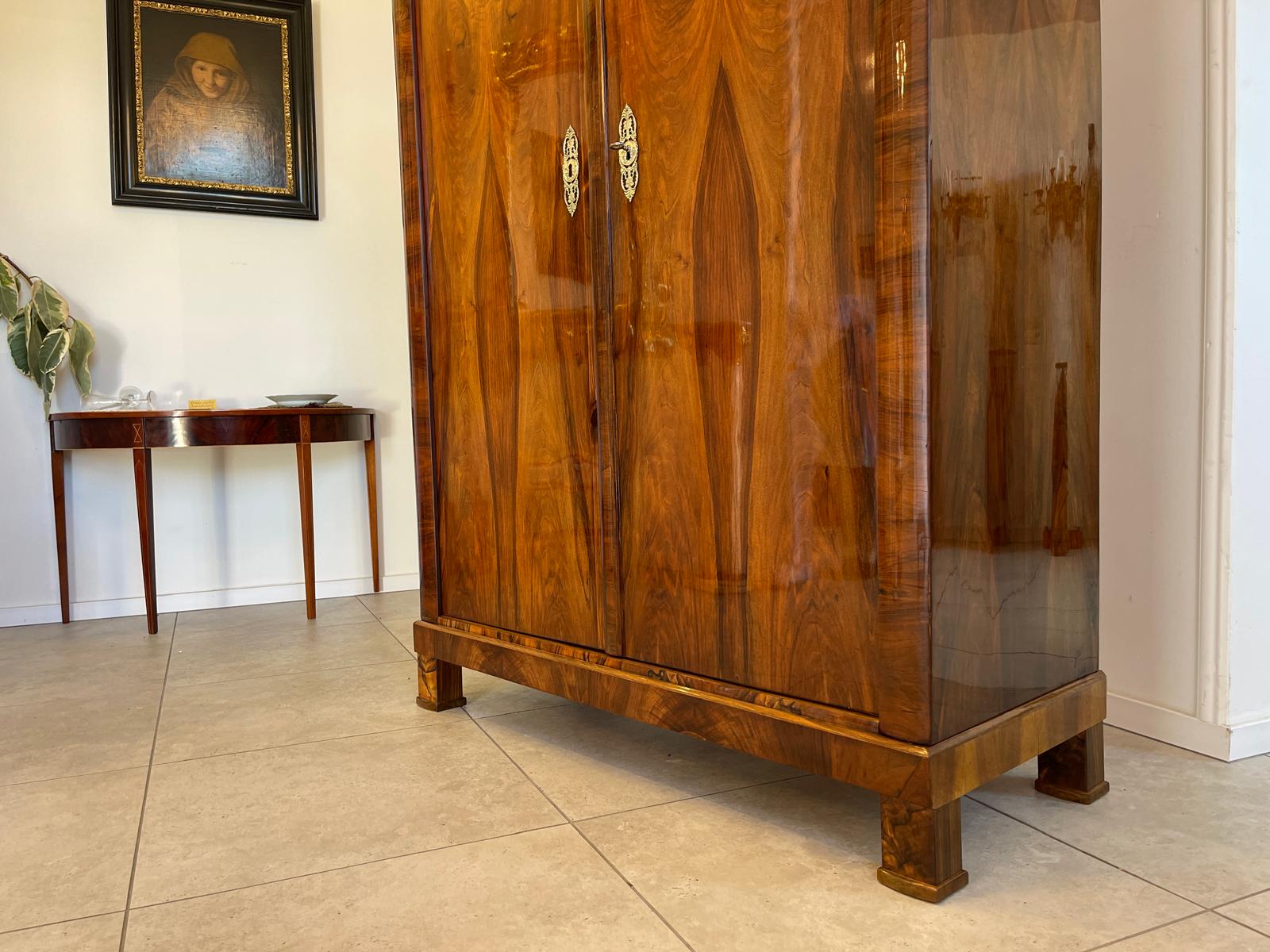 d8816bb0-639d-4f22-990f-15bfdb0cbd1c Sale Original Biedermeier Schrank Kasten Restauriert Traum A5110
