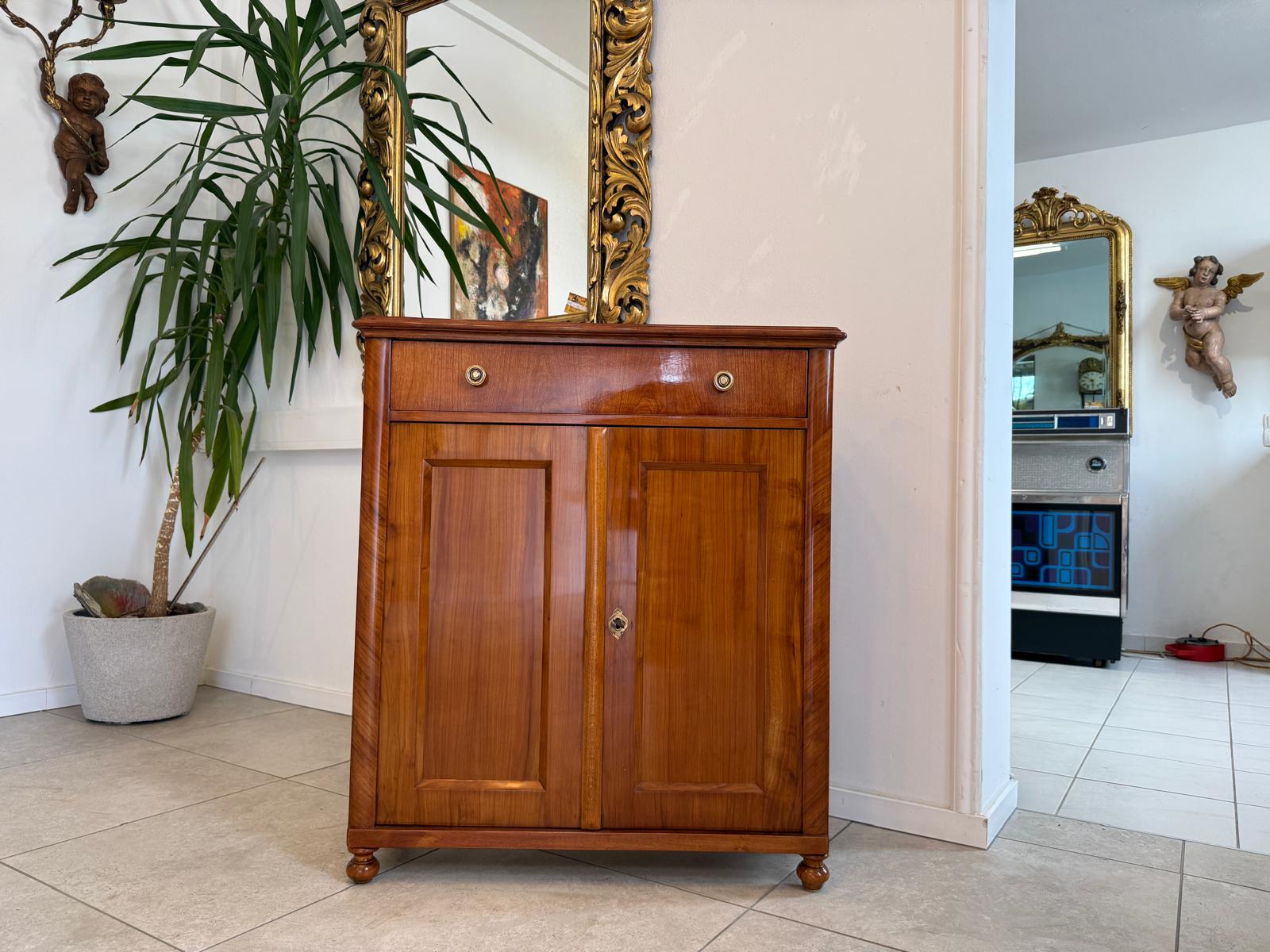 Restauriertes Biedermeier Trumeau Anrichte Kirschholzfurnier Antiquität D1194