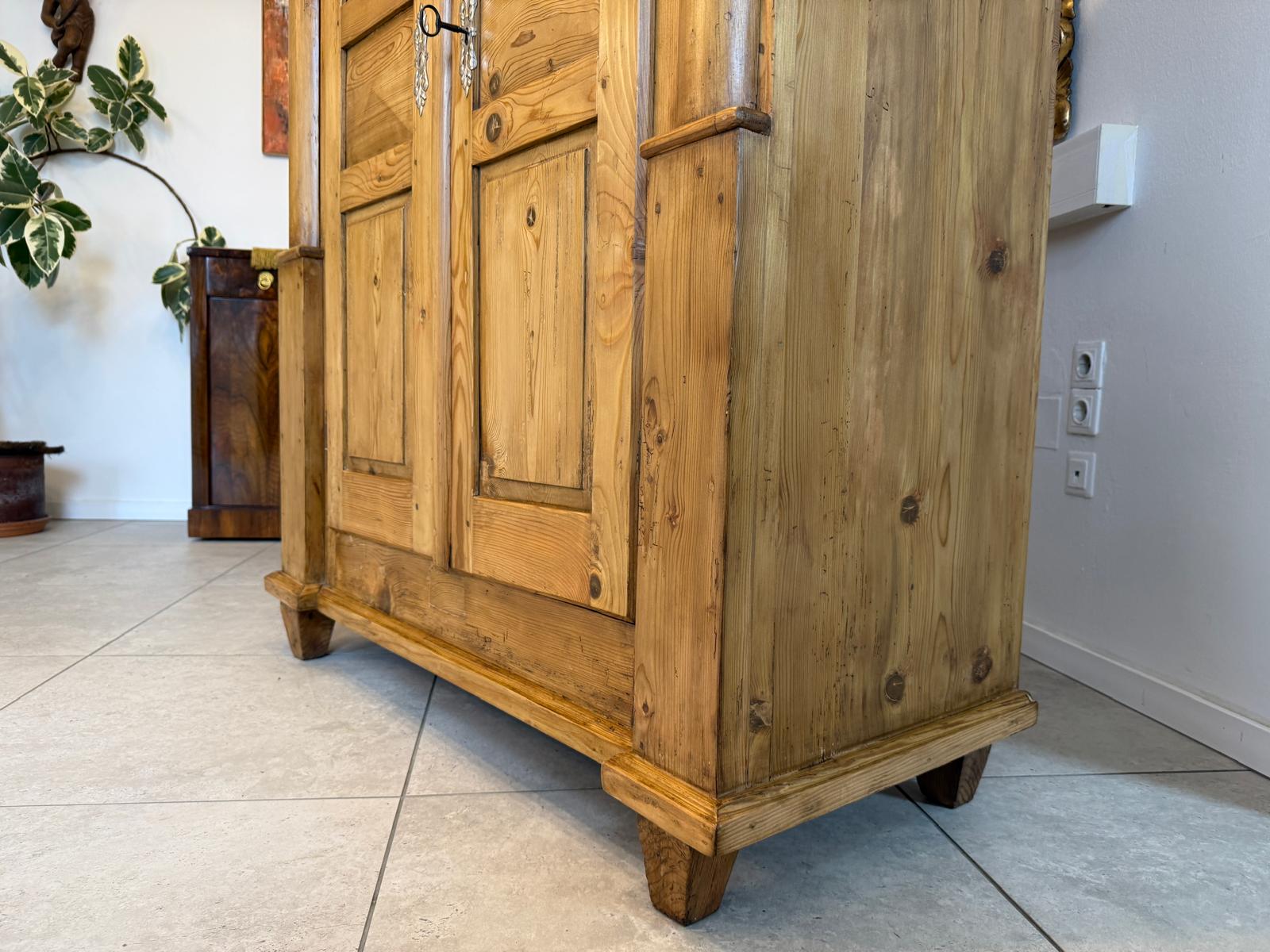 Originaler Bauernschrank Biedermeierschrank Hallenschrank Bauernkasten D1116