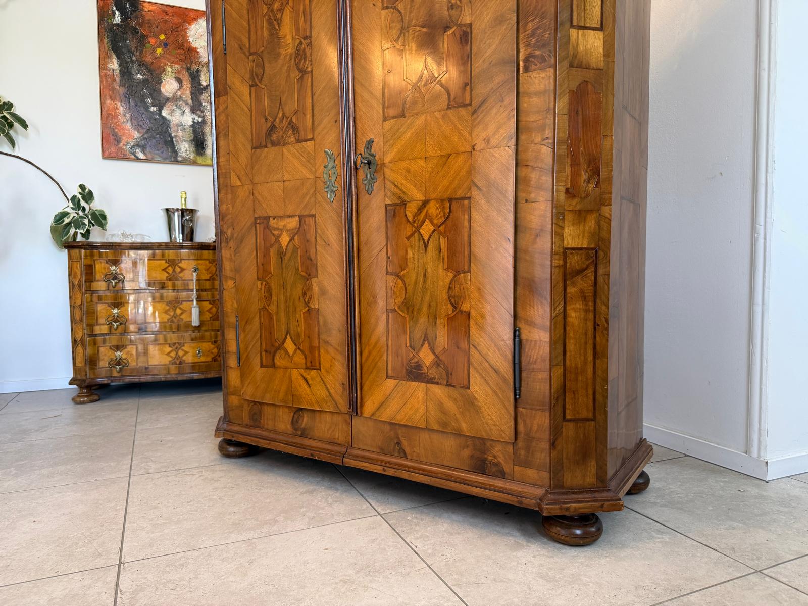 Prachtvoller Barockschrank Bauernschrank Antik Authentisch D2816