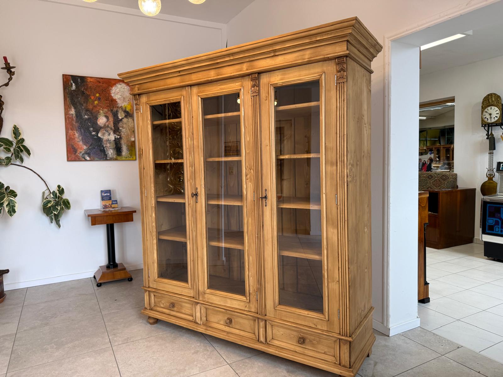 Bäuerliche Vitrine Bauernvitrine Naturholz Bücherschrank D2288