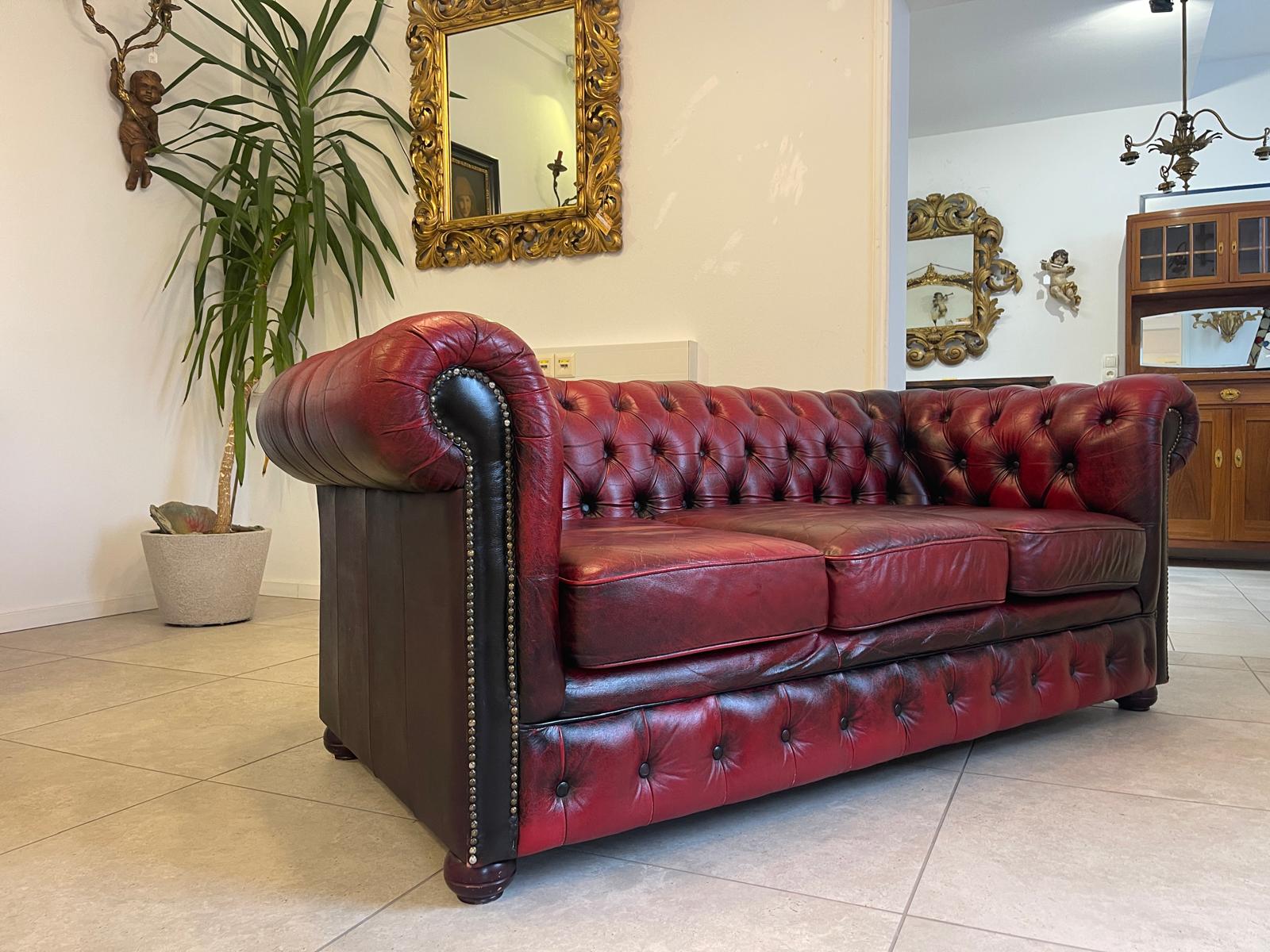 Chesterfield 3er Clubsofa Diwan Couch Oxblood G1052