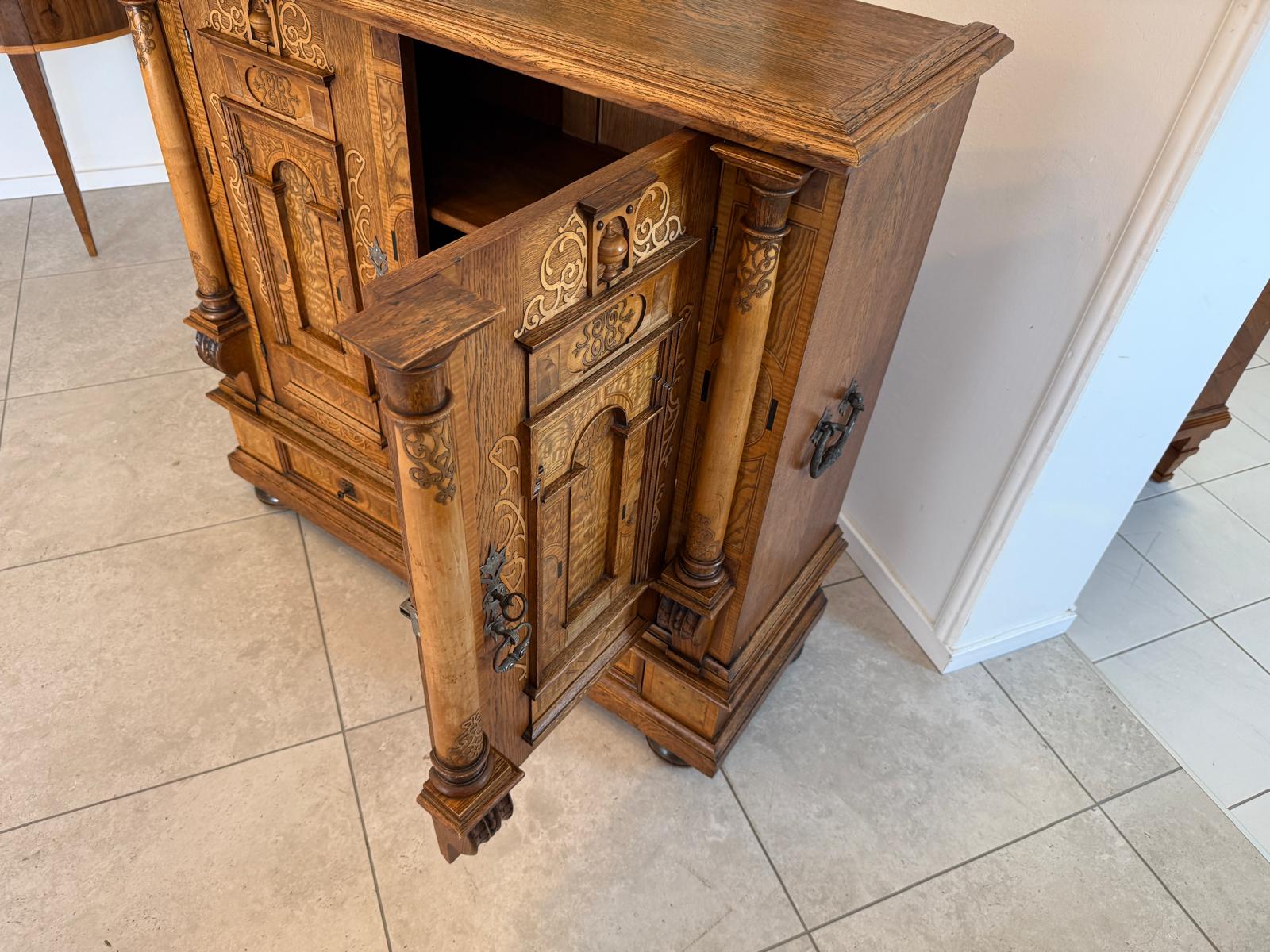 Spätrenaissance Anrichte Eichenholz Original Rarität Antiquität G2189