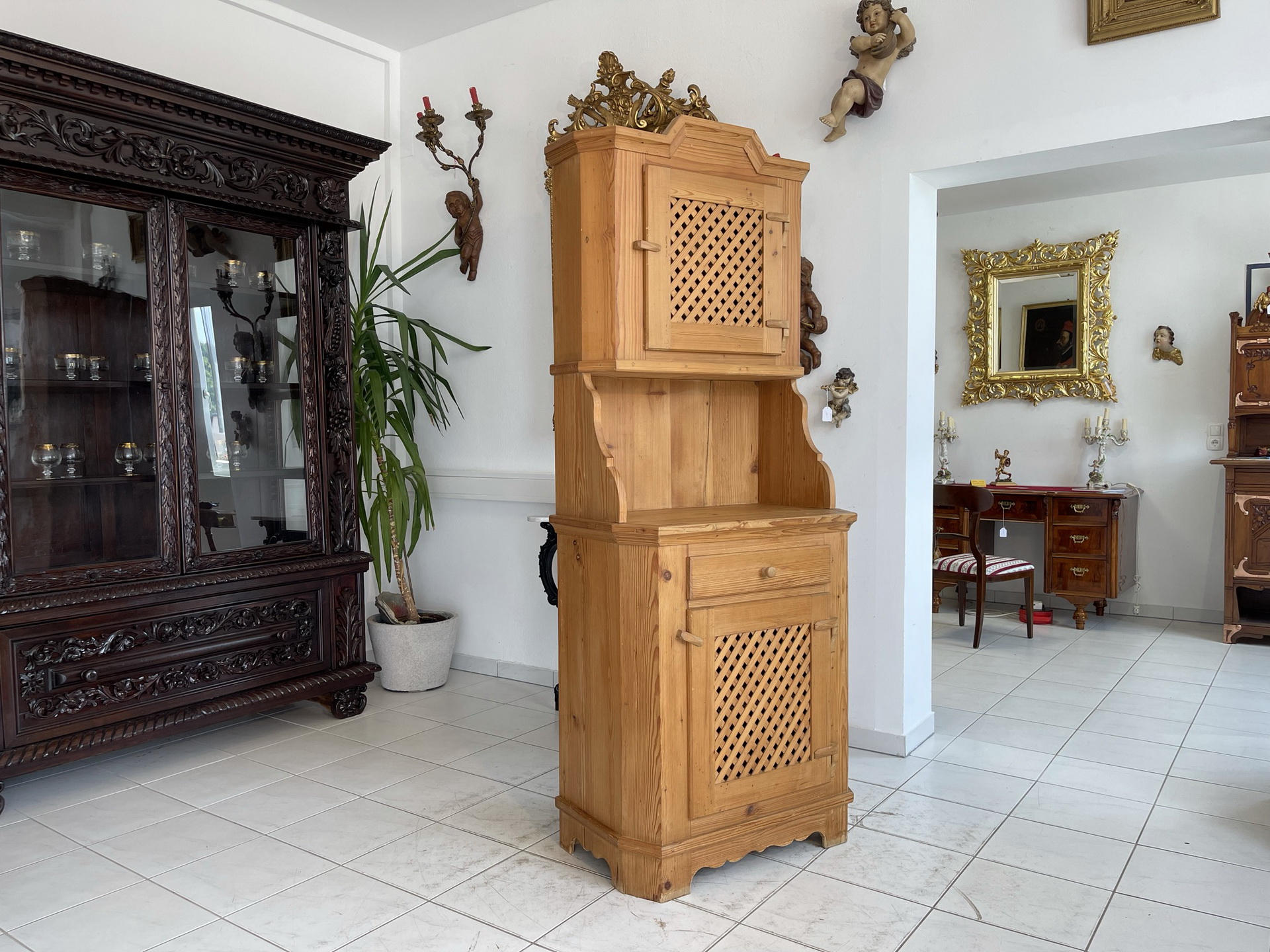 Jugendstil-Barock-Biedermeier_116 bäuerlicher Schrank Speiskasten Bauernkasten Küchenschrank A2914