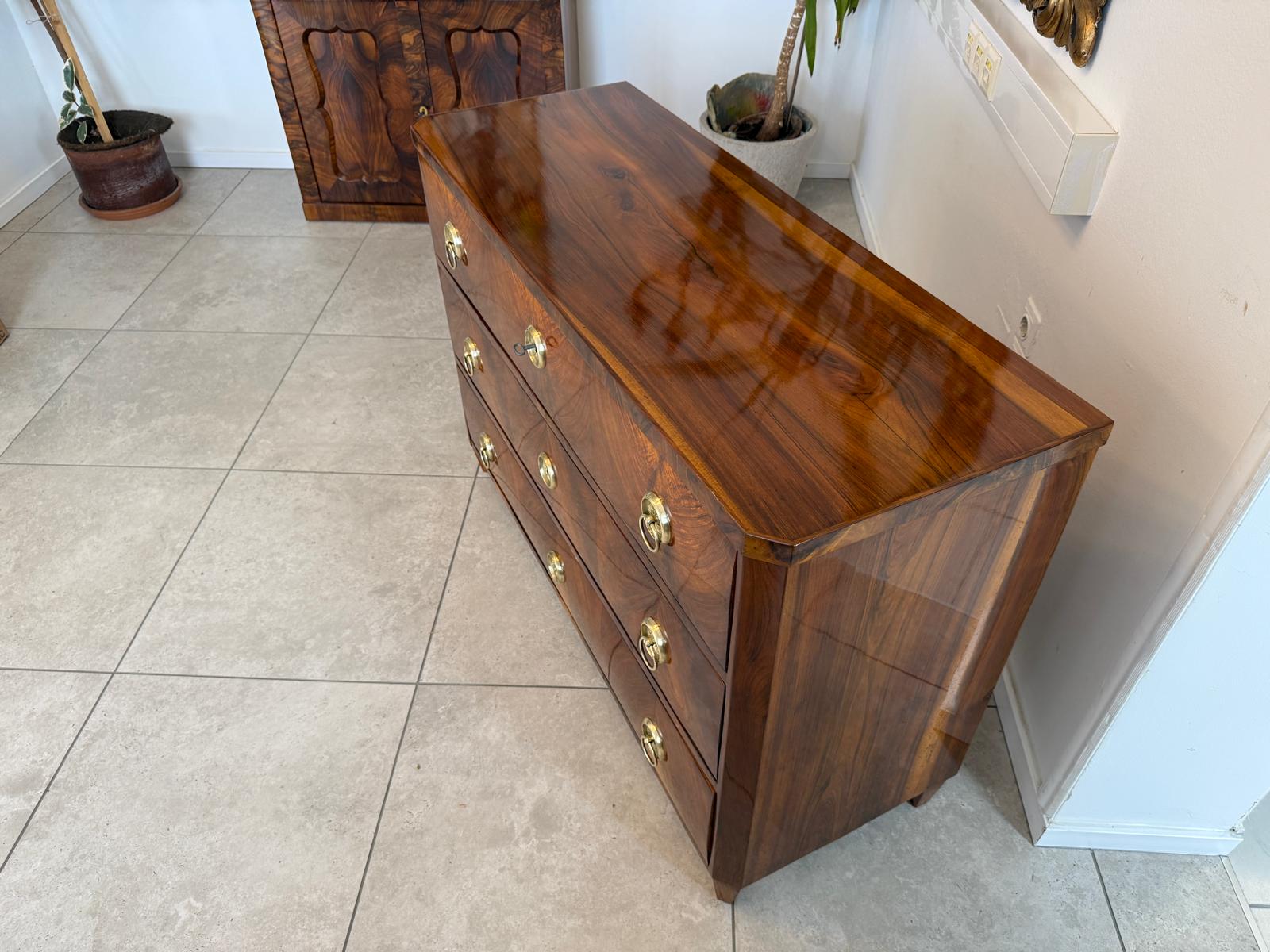 Biedermeier Kommode 3 Ladenkommode Nussholz Antiquität D2480
