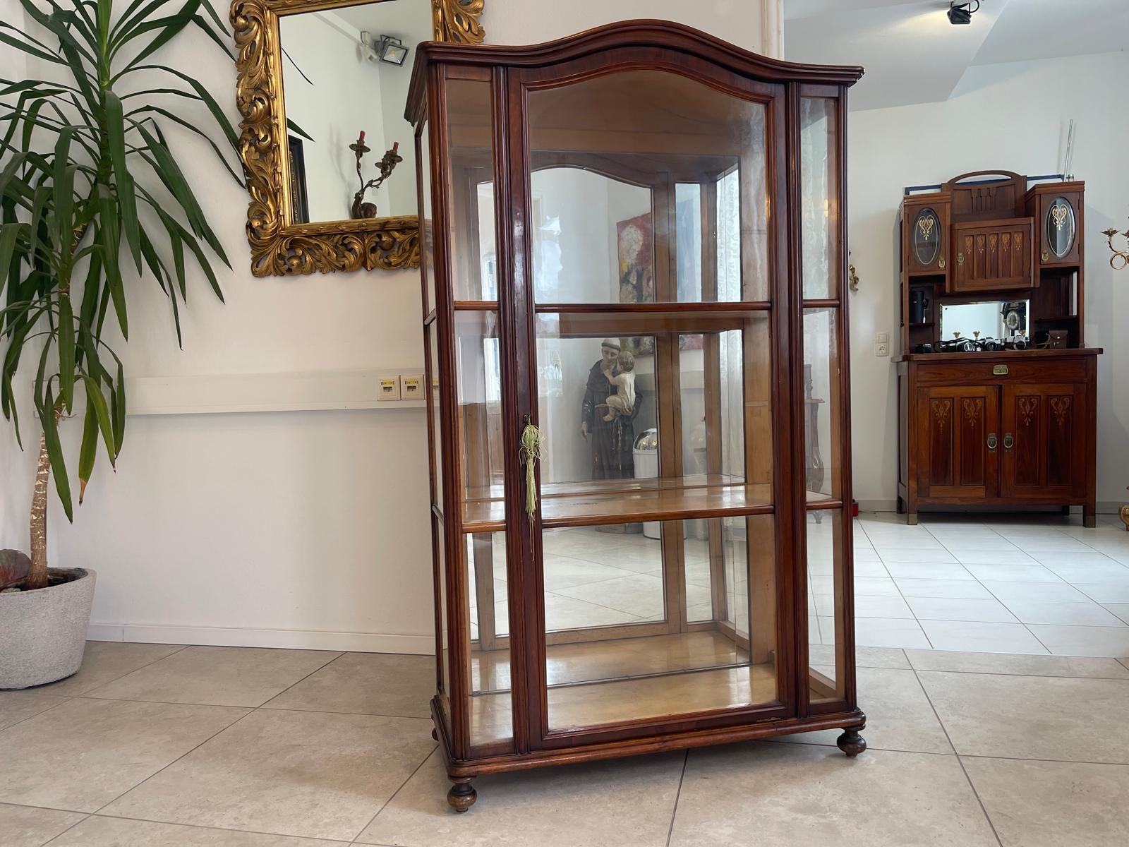 Originale antike Biedermeier Vitrinenschrank Glasschrank Nussholz Antiquiät G1617