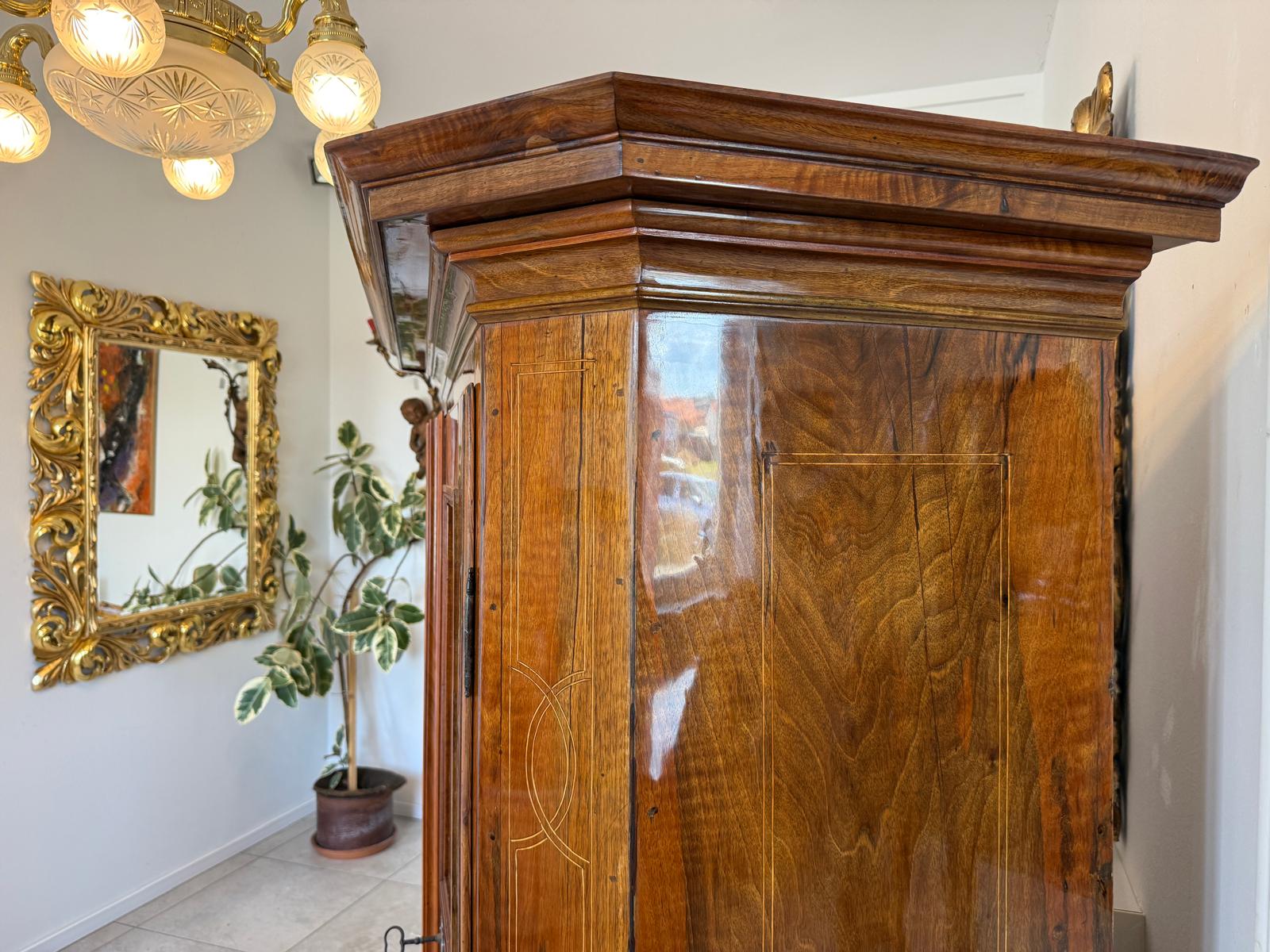 Barocker Hallenschrank Barockschrank Marketerien Antiquität  D1180