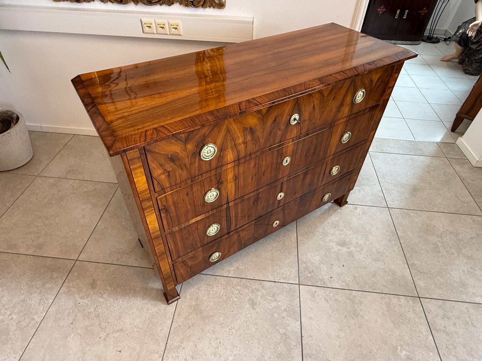 Biedermeier Kommode 4 Ladenkommode Nussholz Antiquität Restauriert D2478