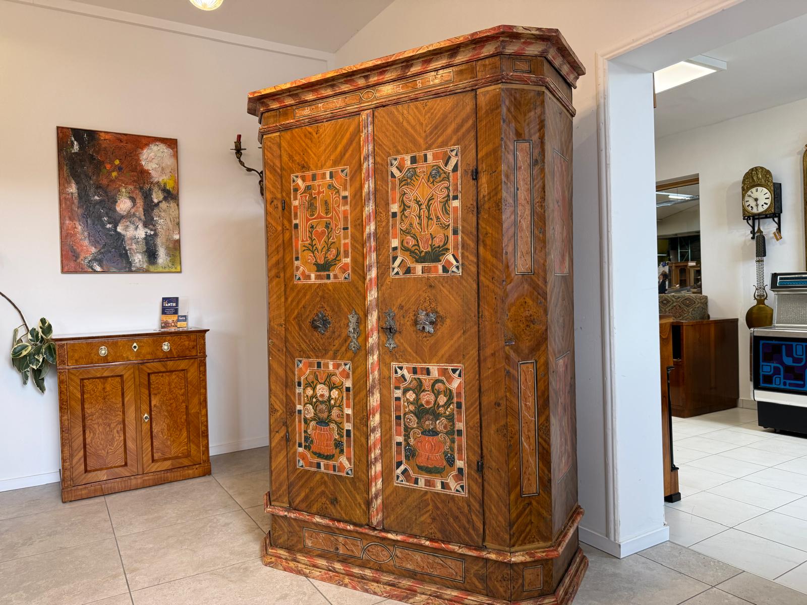 Handbemalter Barockschrank Bauernschrank Bauernkasten Kitzbühel Weichholz D1205