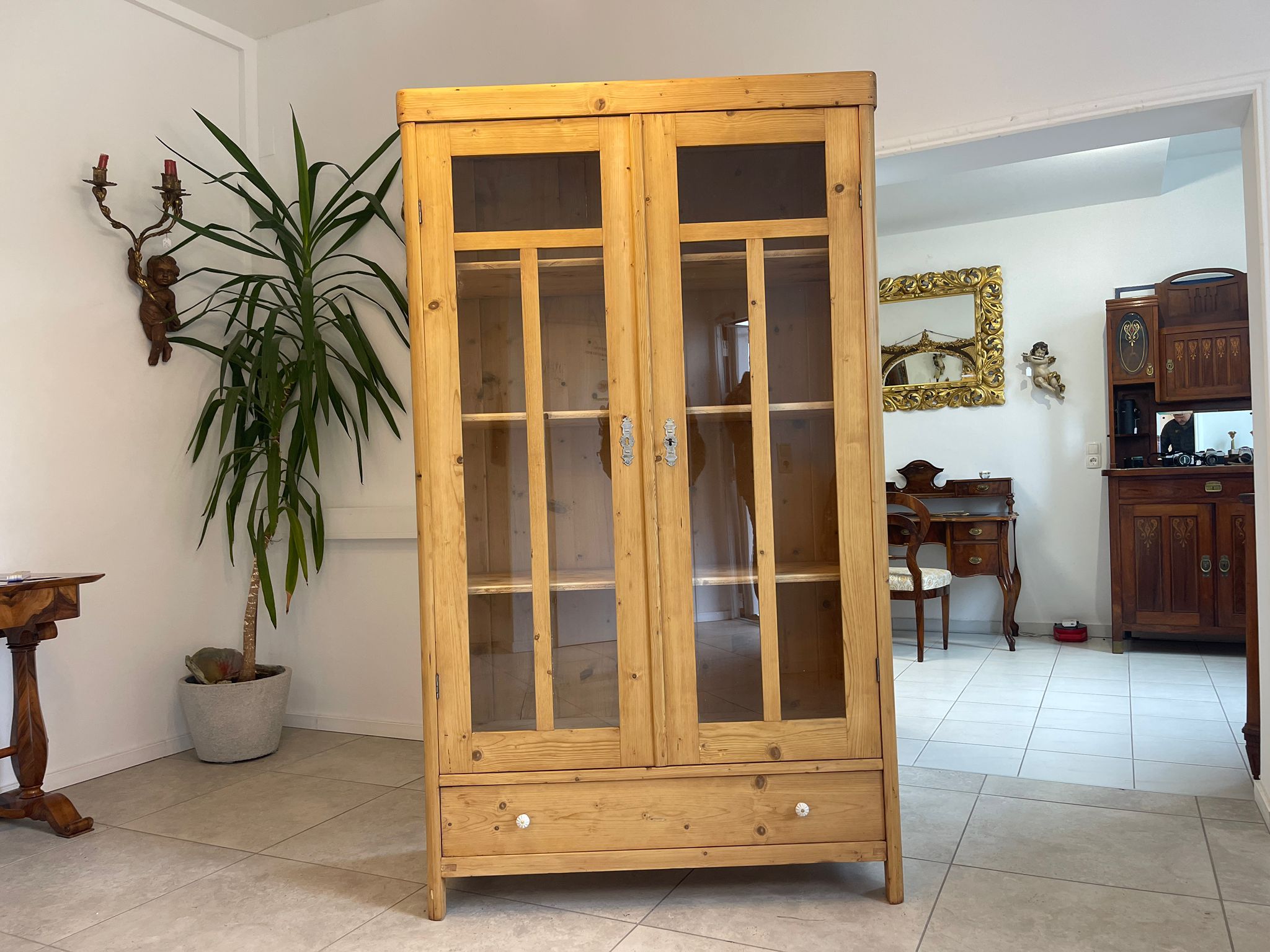 Traum Jugendstil Vitrine Glasschrank Naturholzmöbel Bauernmöbel G1609