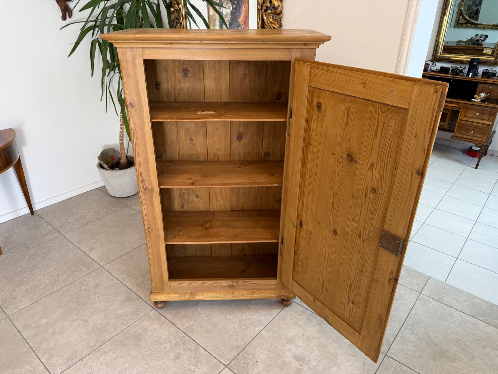 Bäuerliches Biedermeier Bauernschrank Halbschrank Vertiko G2203