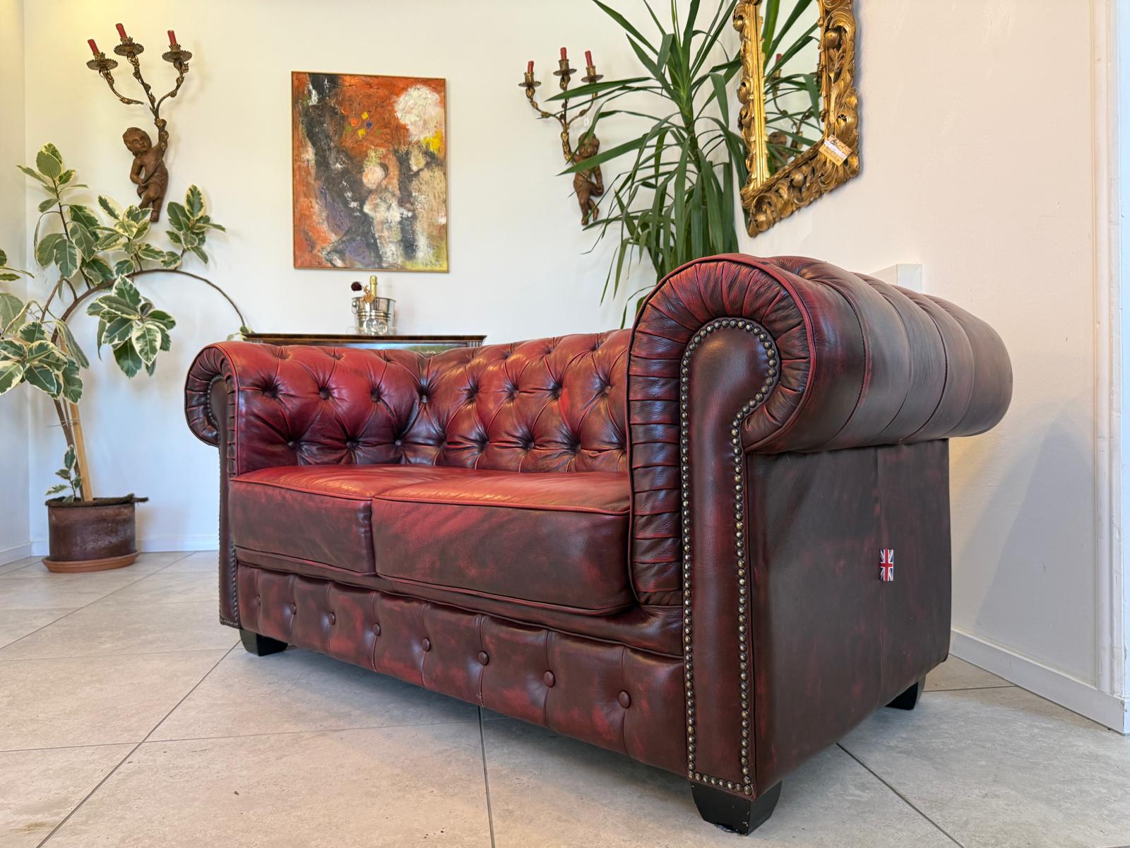 Chesterfield 2er Clubsofa Diwan Couch Oxblood Kultmöbel G2088