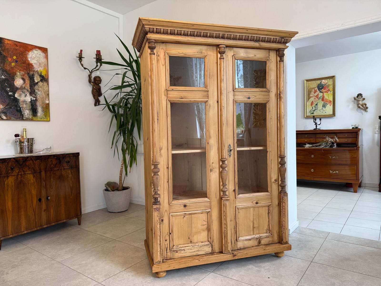 Restaurierte Gründerzeit Bauernvitrine Bauernschrank Originale G2032