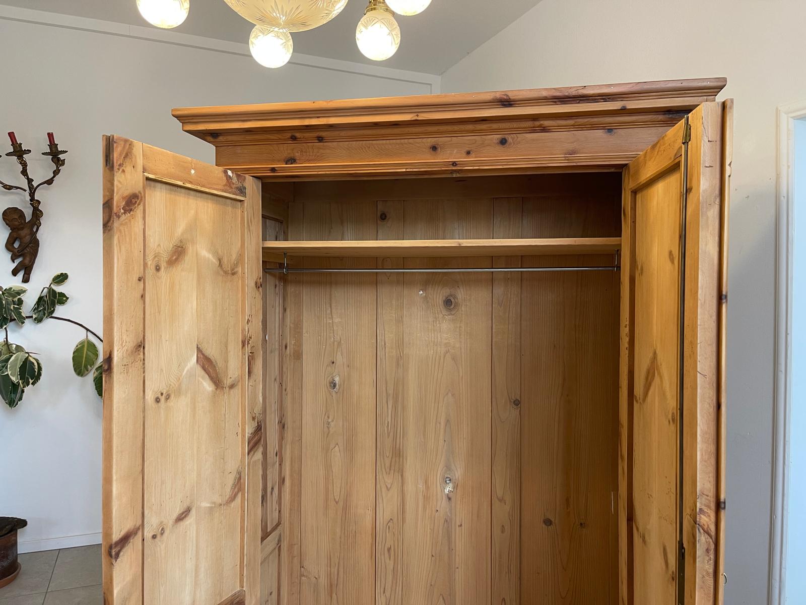 Zirbenholz Schrank Kasten Bauerschrank Kleiderkasten G1159