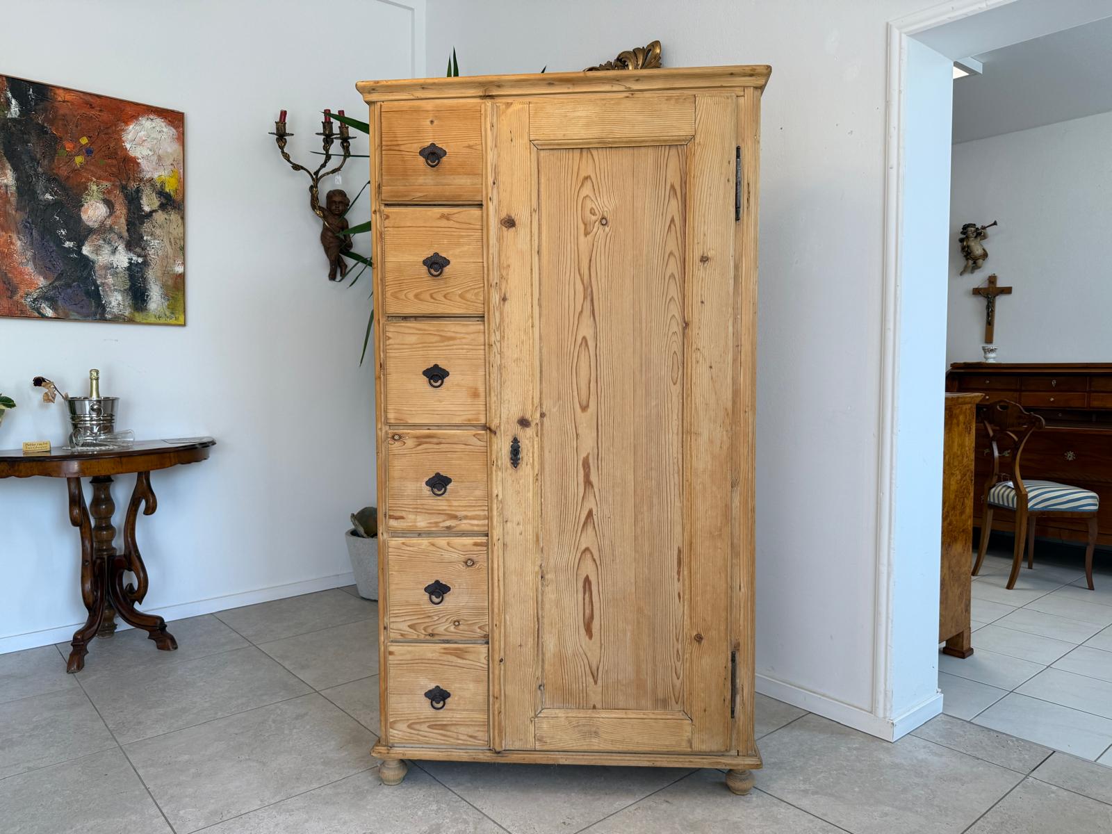 Uriger Biedermeier Brotschrank Almerschrank Speiskasten Bauernkasten G1775