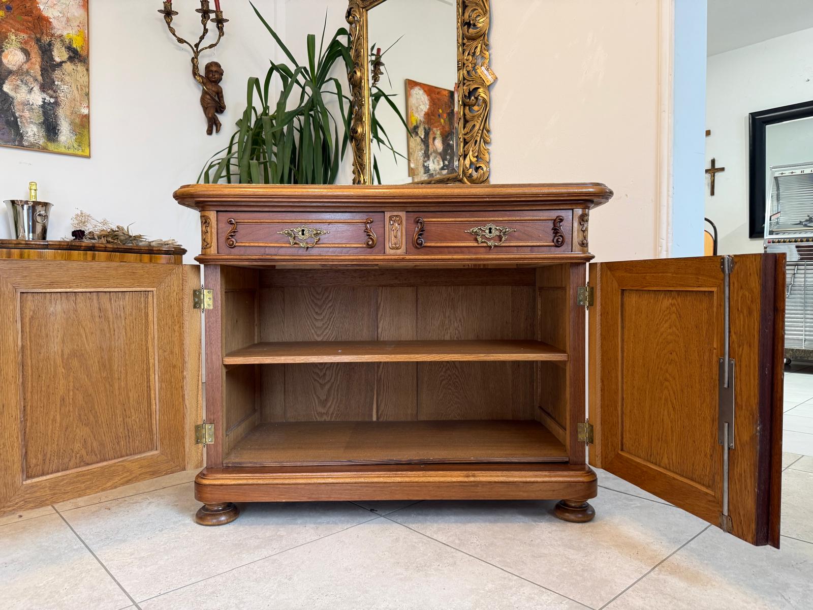 Pfeiferlbarock Anrichte Sideboard Eichenholz Granitplatte Antiquität D2746