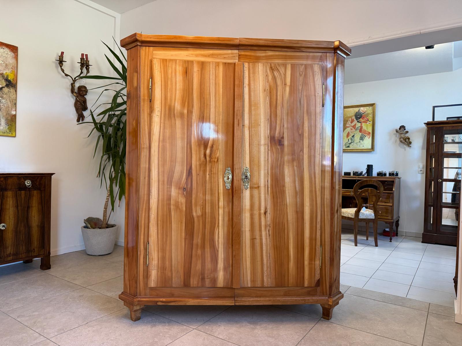 SALE Restaurierter Biedermeier Schrank Kleiderkasten Hallenschrank Antiquität G2100