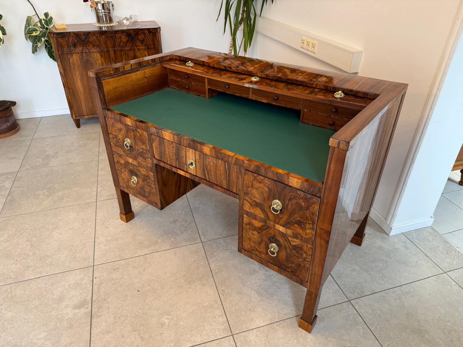 Restaurierte Biedermeier Schreibkommode Sekretär Nussholz Antiquität G2054