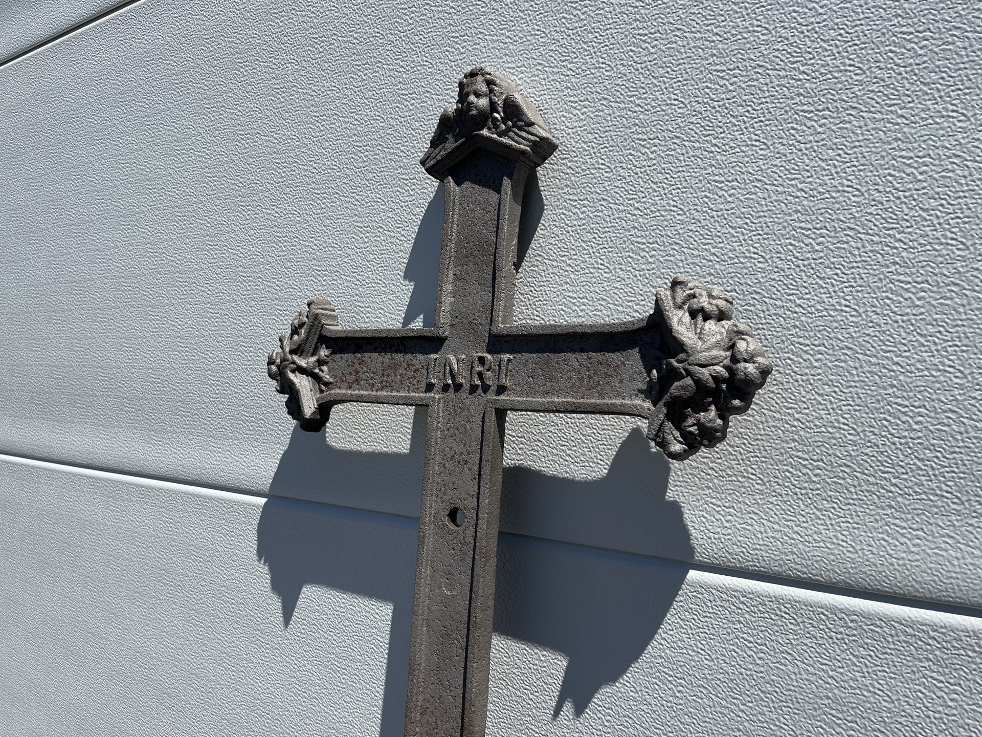 kreuz-jesus-inri_178SLAJR1KpE92A Friedhofskreuz Kreuz Grabstätte Jesus Maria i1664