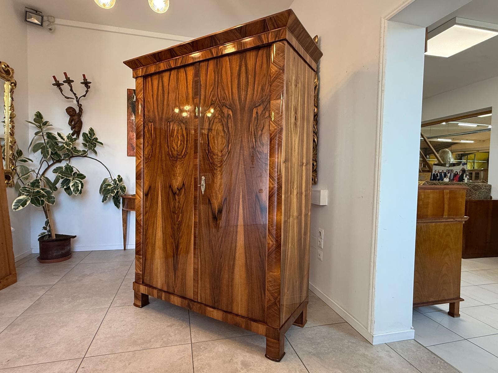 Sale Restaurierter Biedermeier Schrank Kleiderkasten Hallenschrank G2347