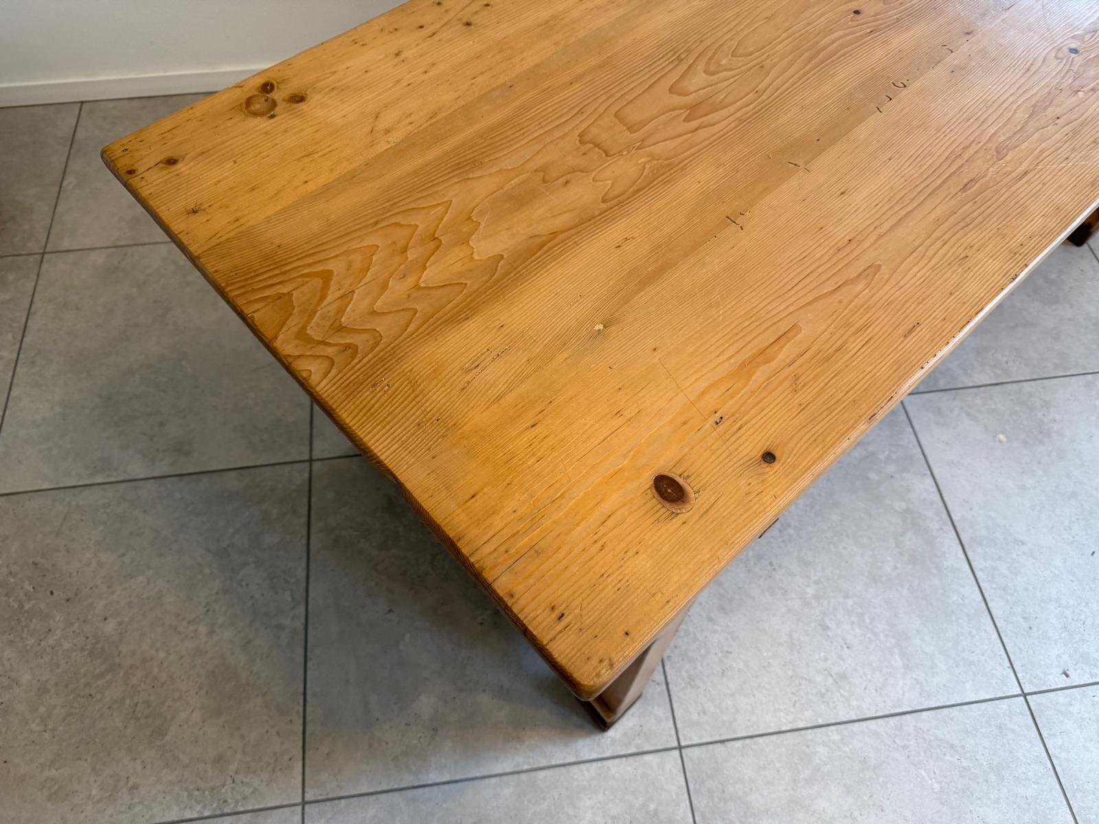 Urige bäuerliche Bar Altholz Vintage Verkaufstheke Schneidertisch G2255