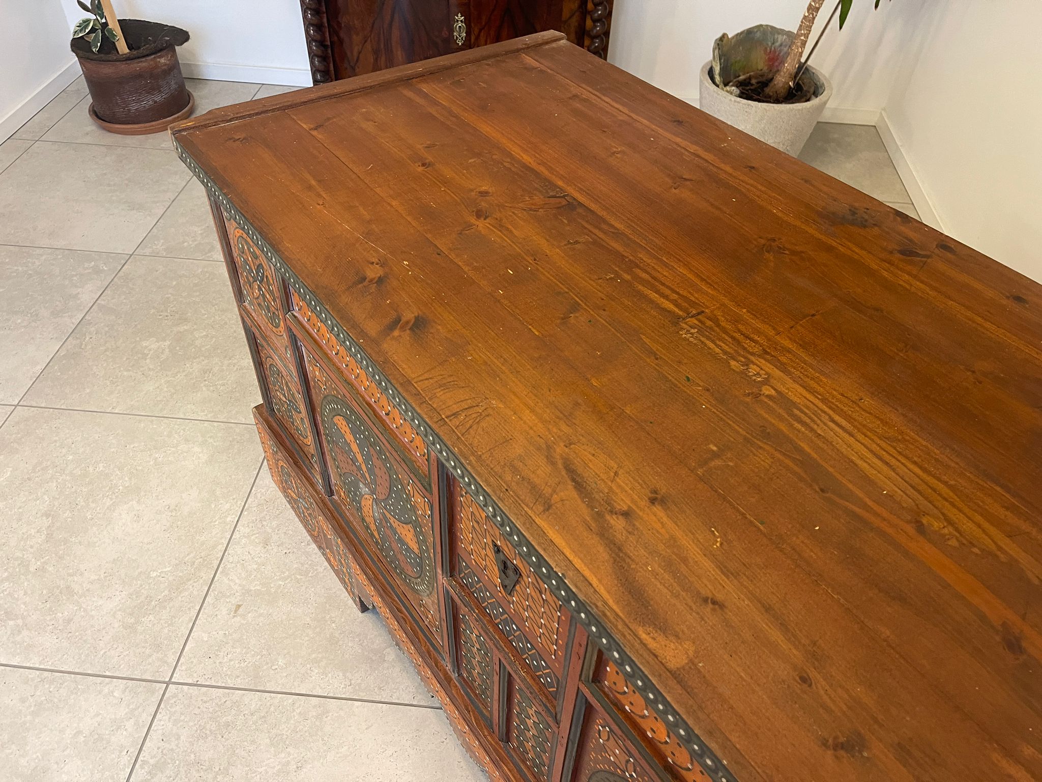 a4d65aad-2d94-4475-a96f-d7dba0476ad5 Sale Alte Biedermeier Truhe Bauerntruhe Kastentruhe A5002