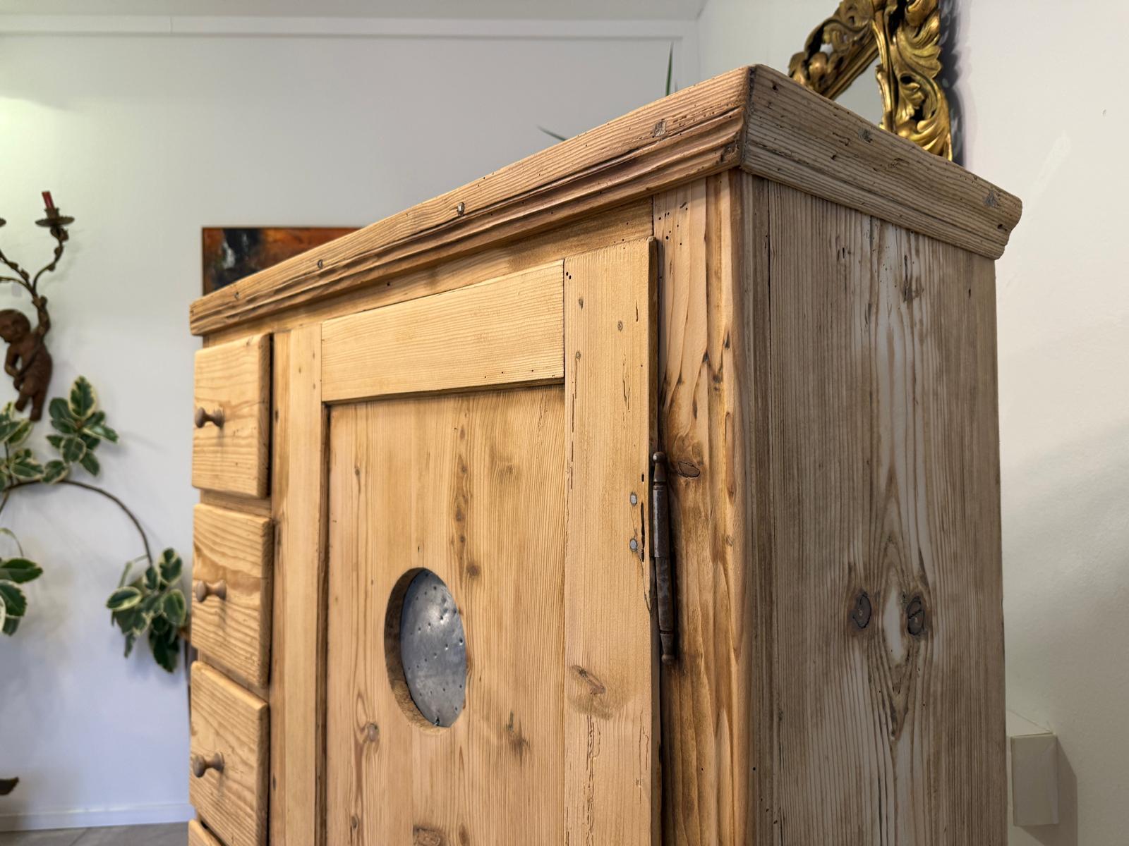 Uriger Biedermeier Brotschrank Almerschrank Speiskasten Bauernkasten G2244