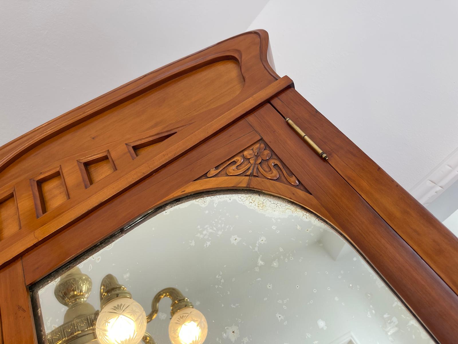 Geräumiger Jugendstil Glasschrank Kleiderkasten Schrank Garderobenschrank G1351