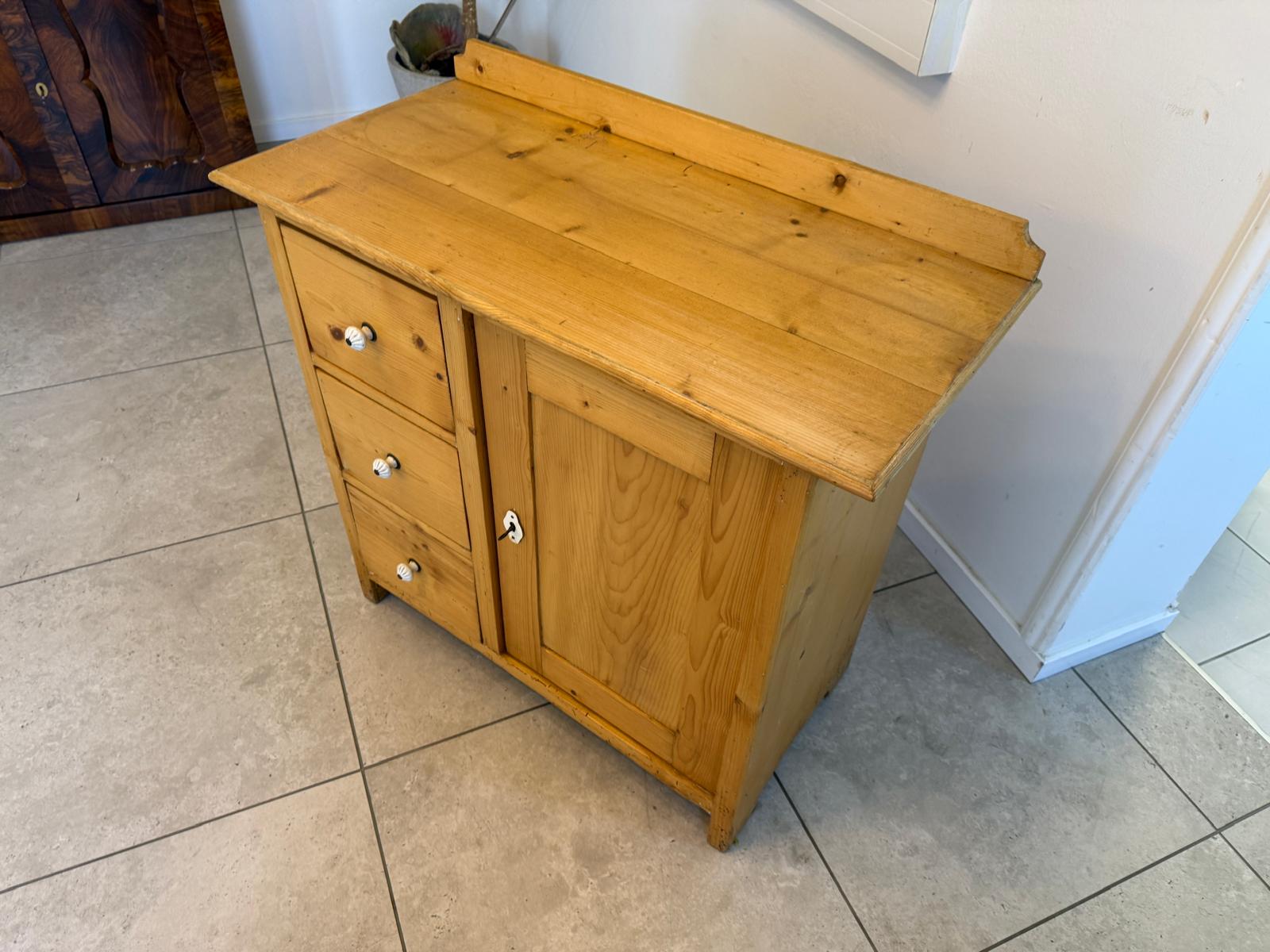 Alter Brotschrank Biedermeier Almerschrank Vorratsschrank Bauernkasten D2421