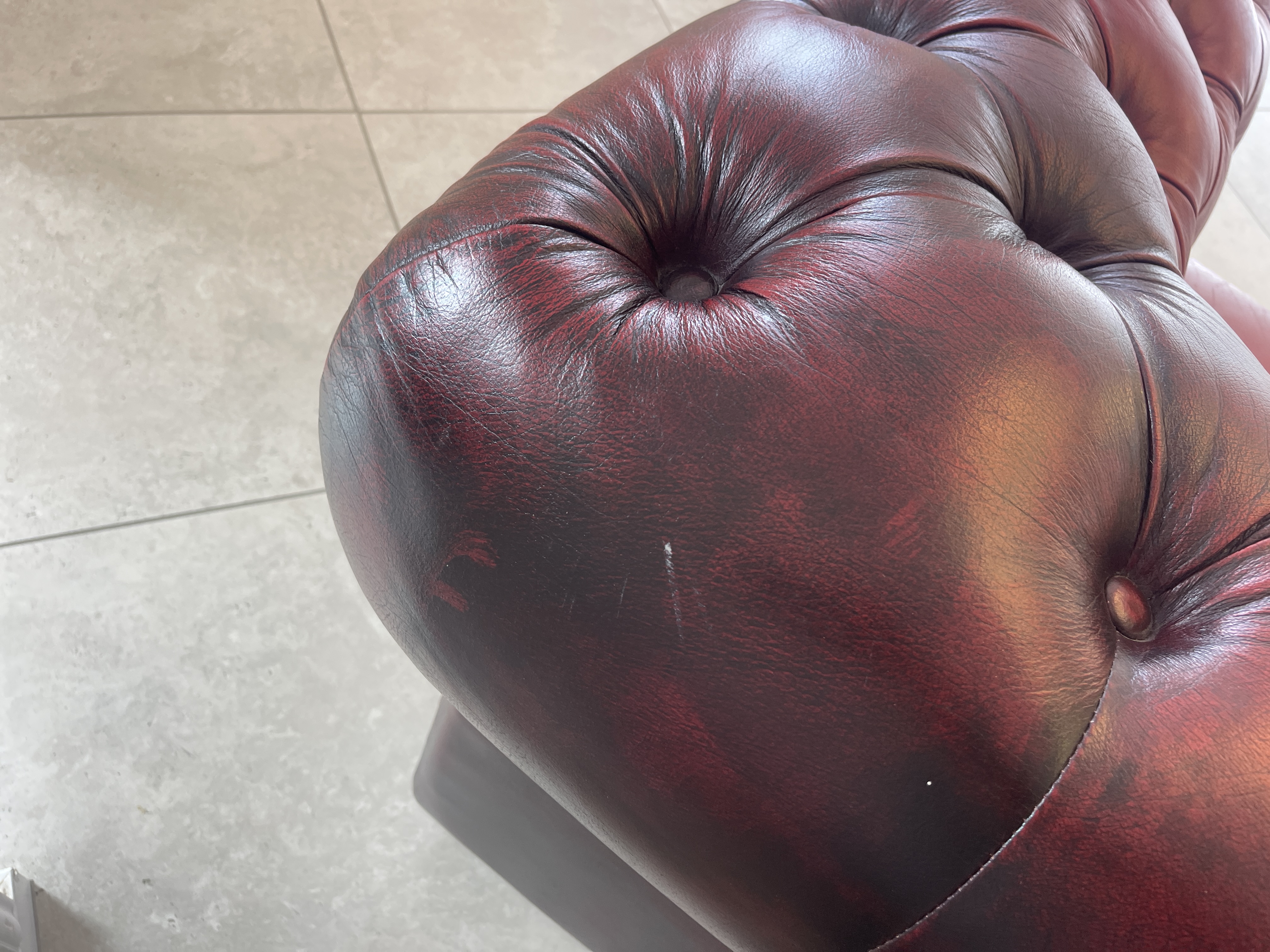 IMG_1742 Cult Chesterfield 3er Sofa Couch Clubsofa A4556