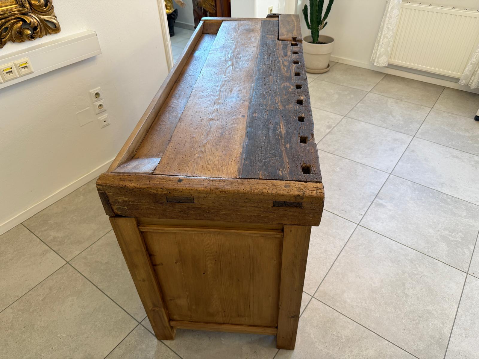 Urige Hobelbank Werkbank Pult Tresen Ladenschrank G2181