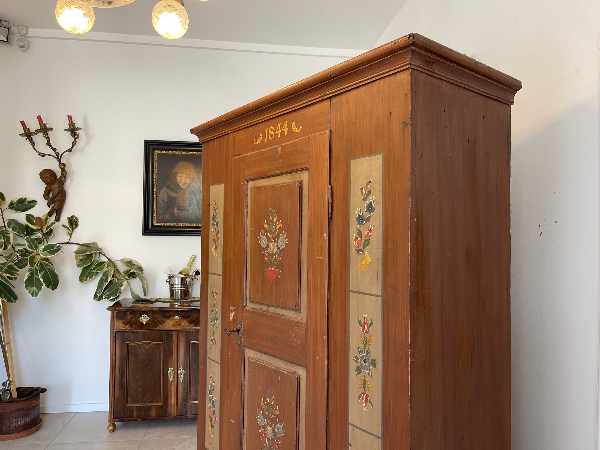 A2F06954-40E4-4581-9CFC-53926E3E8032 Antiker Bauernschrank 1844, bemalt, provinziell, Holz, W1794