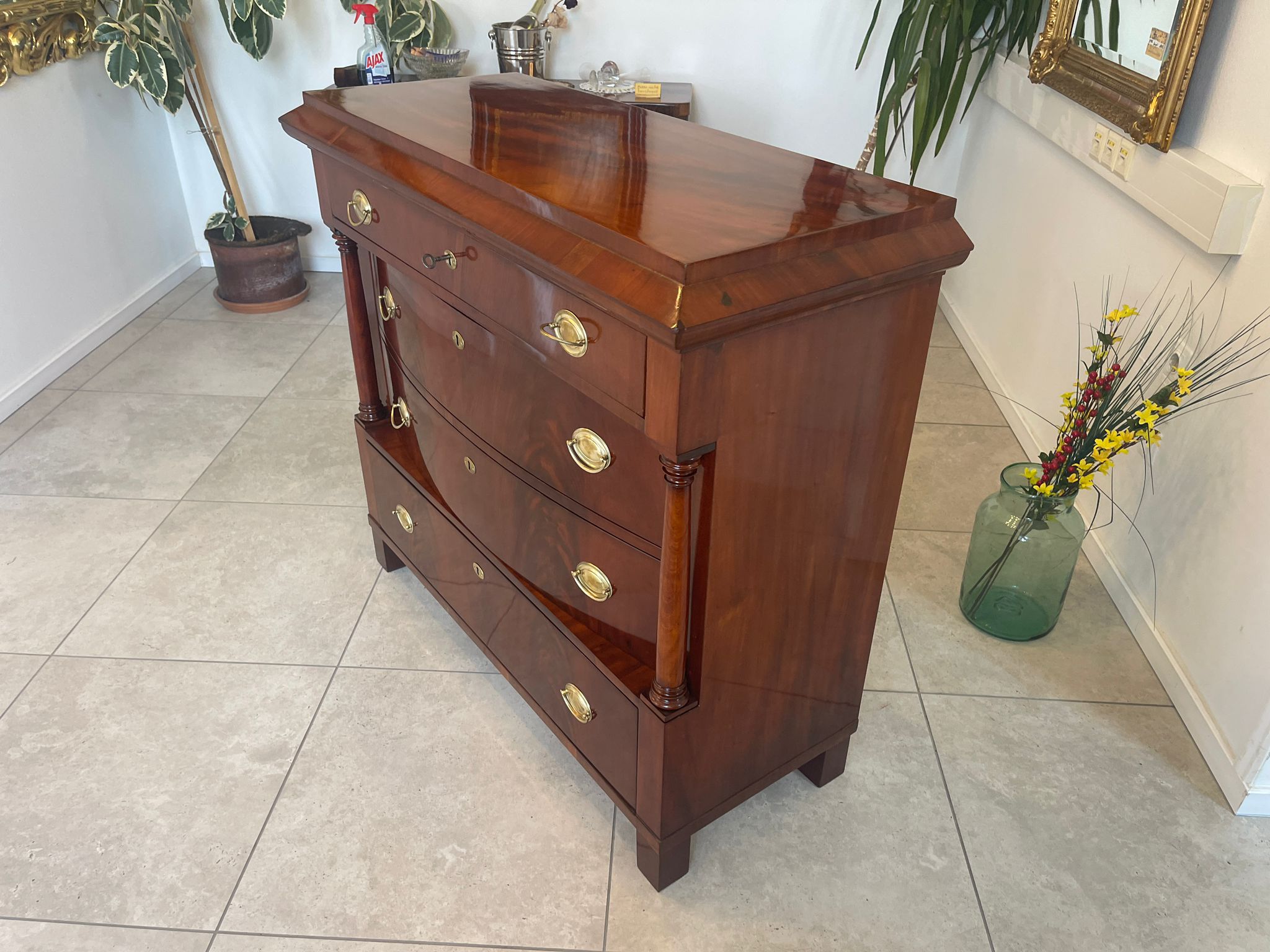 6fa898f0-c99b-4c39-89c7-50e3a2e1bf79 Sale Restaurierte Biedermeier Kommode Säulen A4629