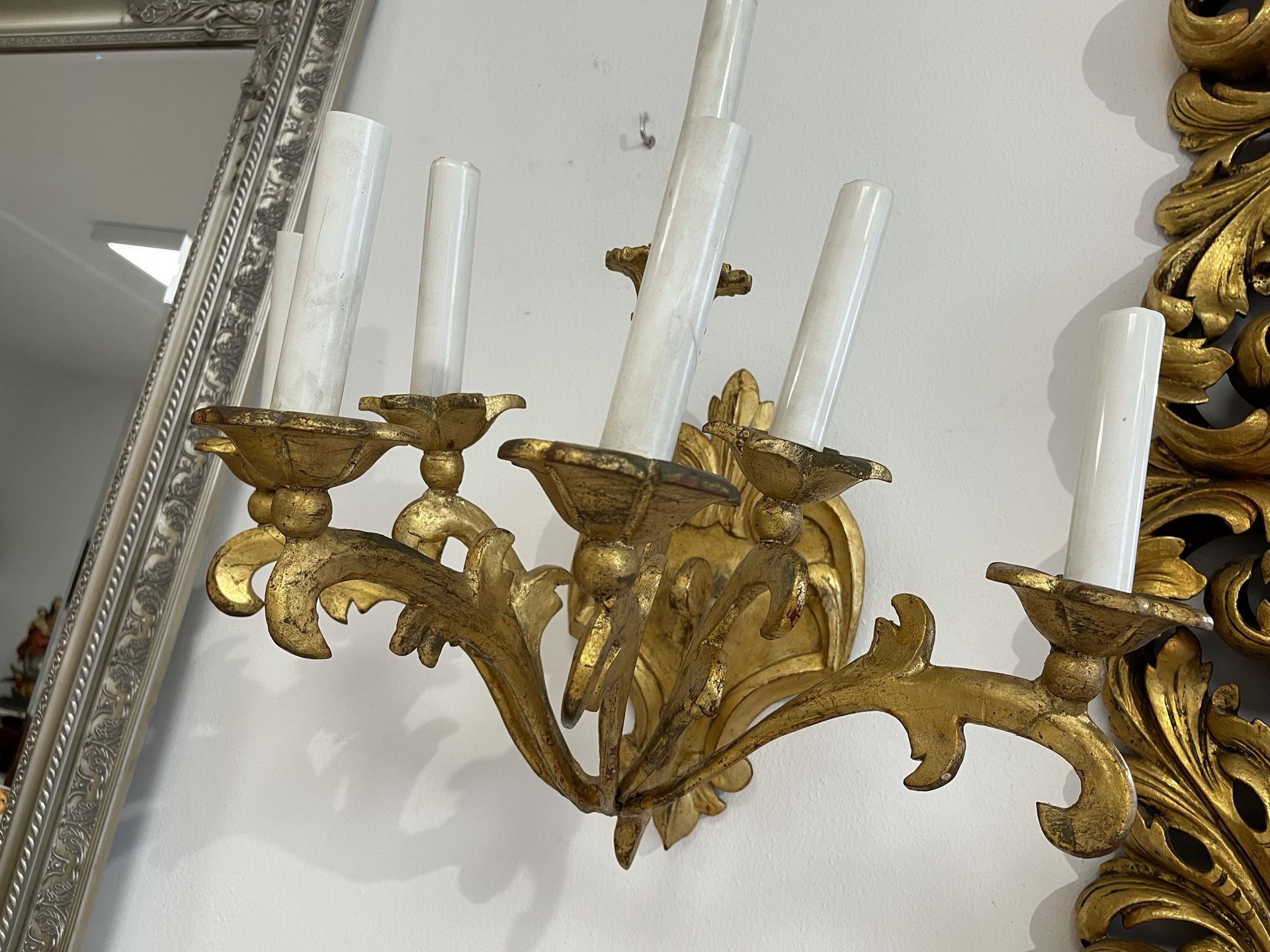 Biedermeierschreibtisch-Barocktisch_345 originale 2 Barock Wandleuchter Holzwandleuchter Barockleuchter A3204